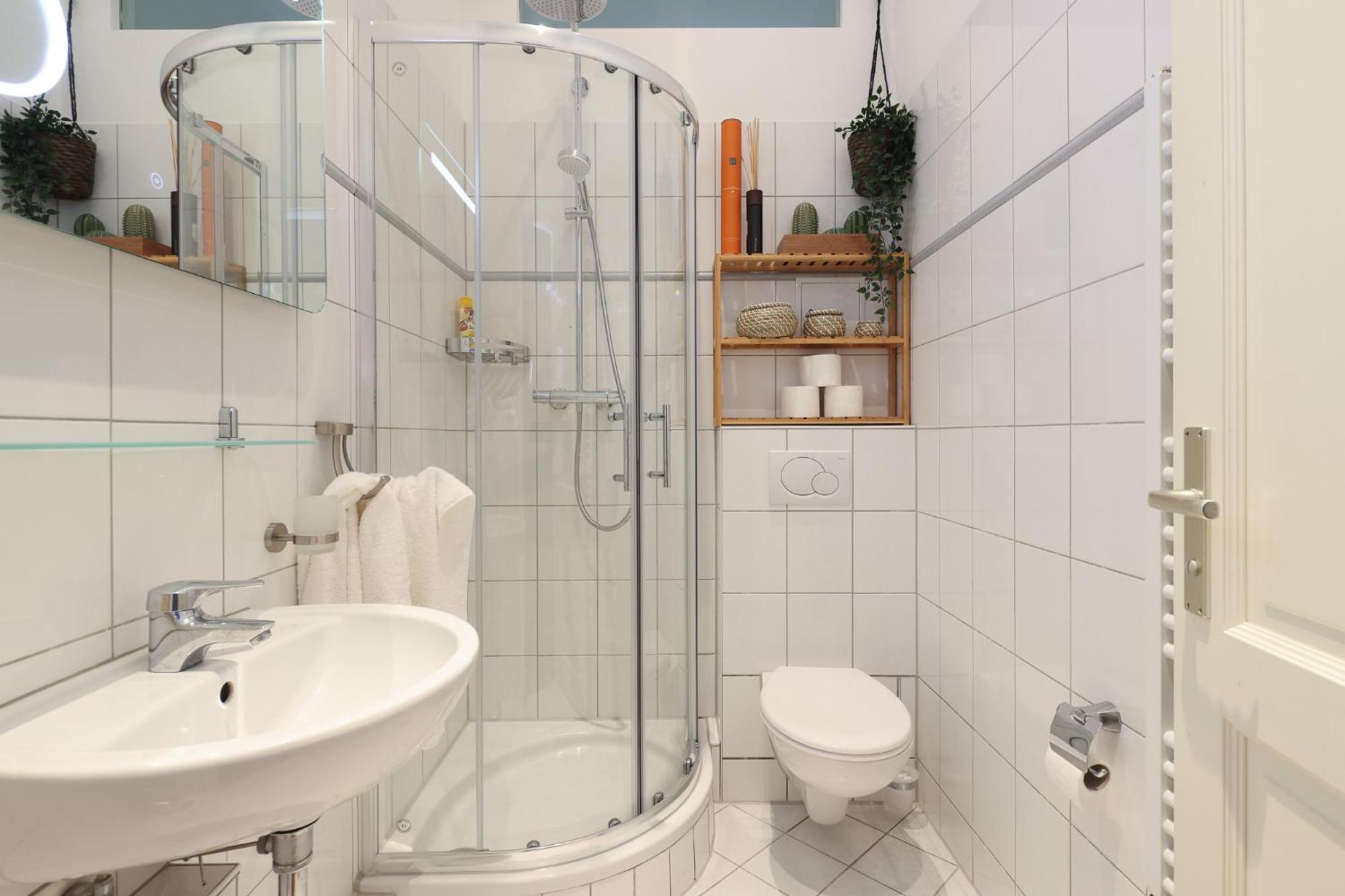 4 Personen Altbau nahe Kurfürstendamm - Othello