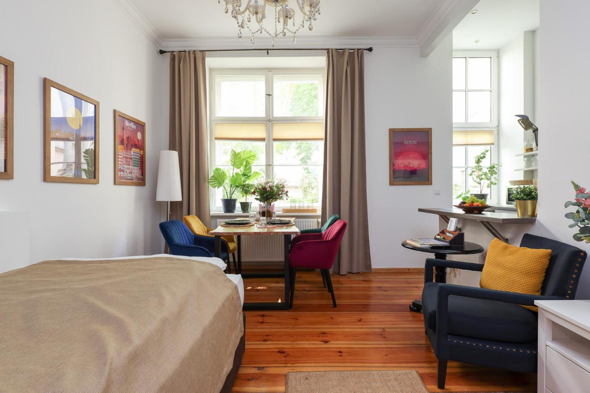 4 Personen Altbau nahe Kurfürstendamm - Othello