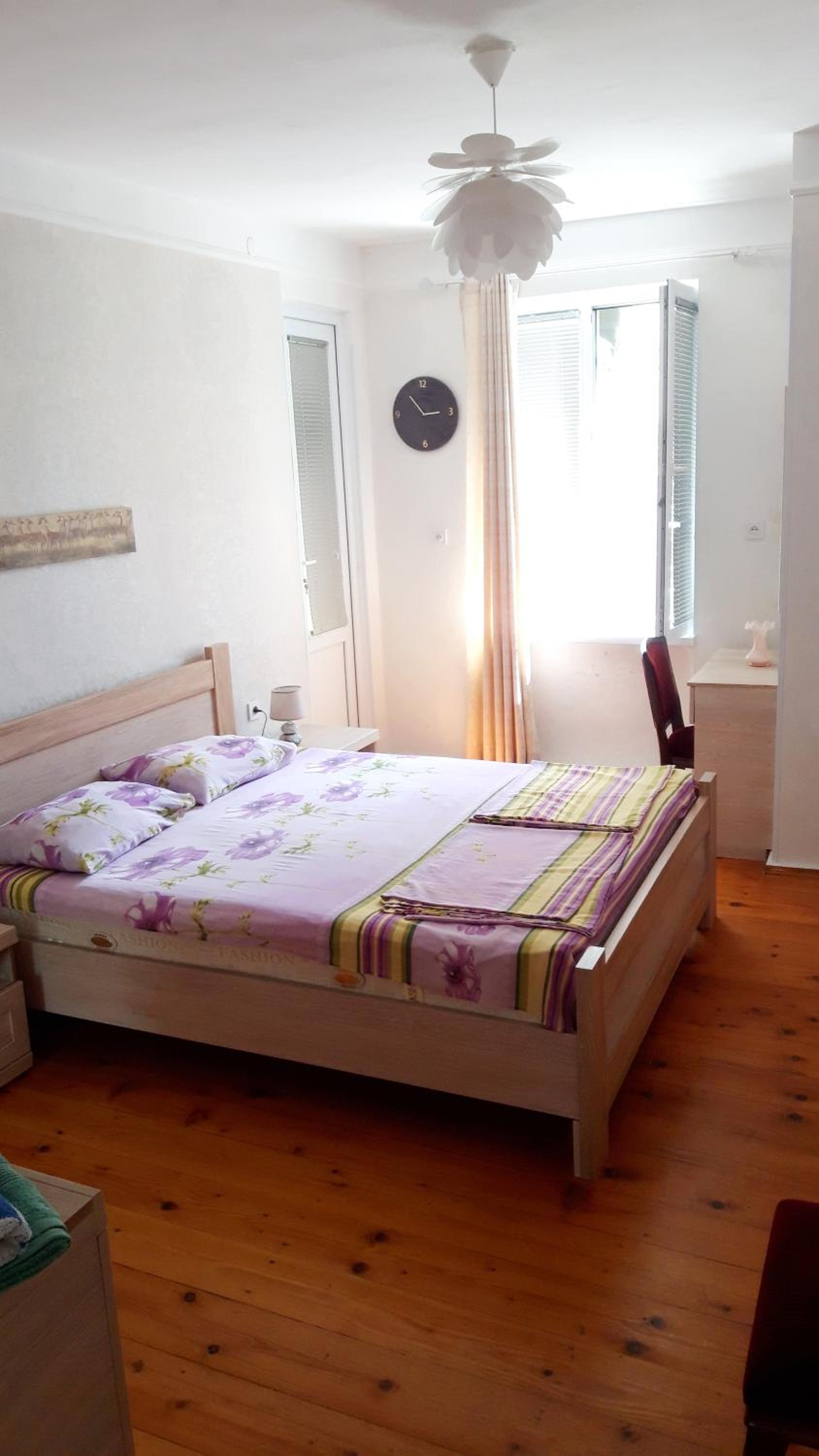 Photo 42