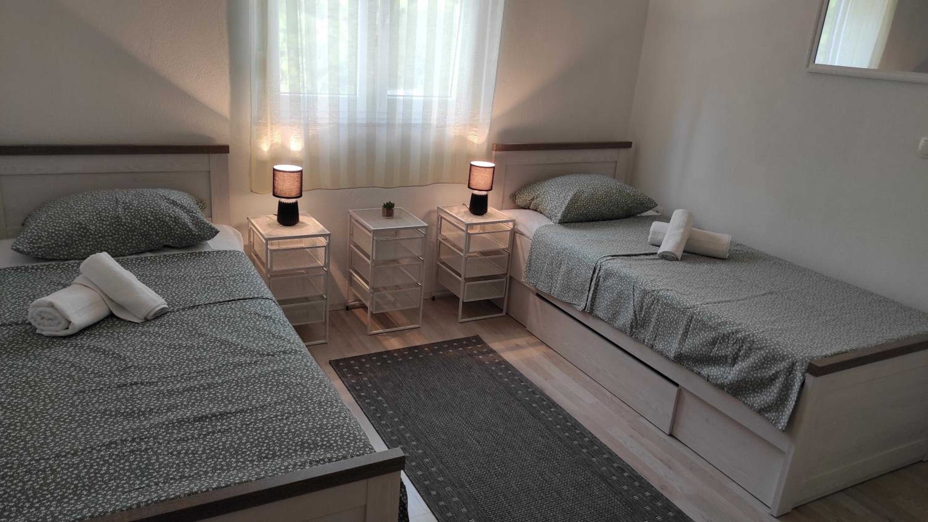Kuća za odmor Bebić, Kremena view 4