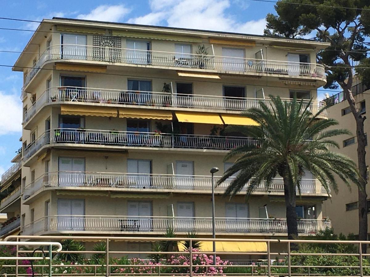 Fantastic sea view for this 2 bedroom up to 6 people 327 photo 2