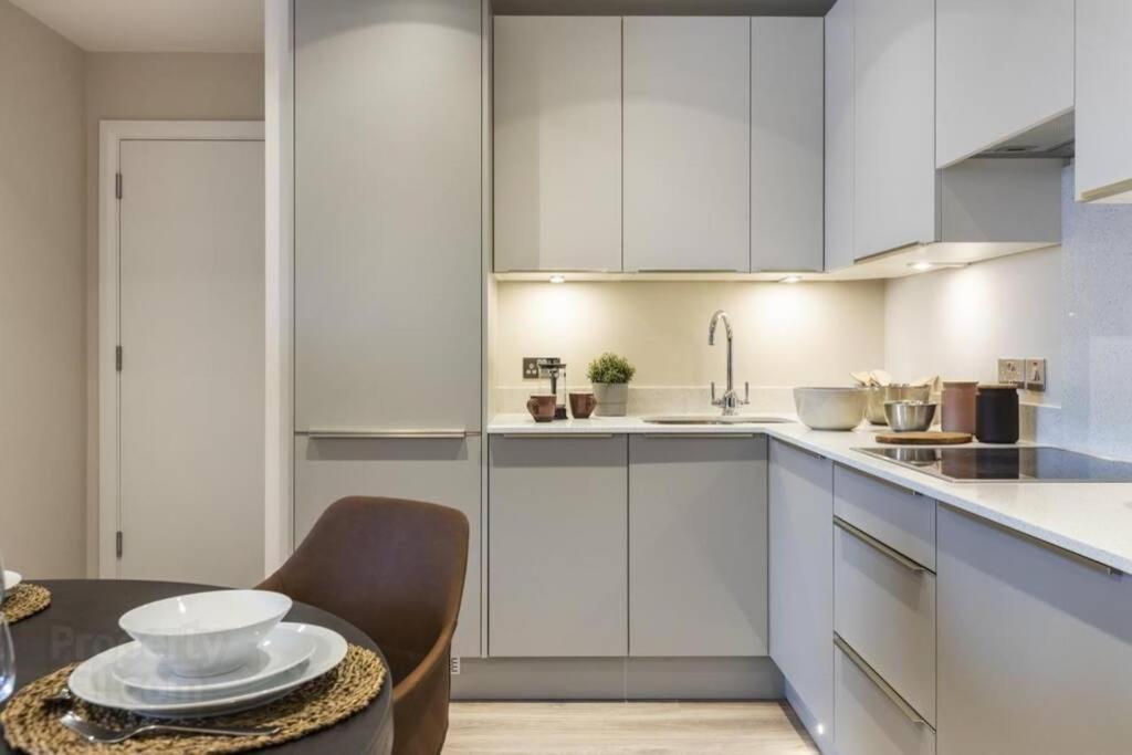 5* Luxury, City Centre, Brand New Development view 3