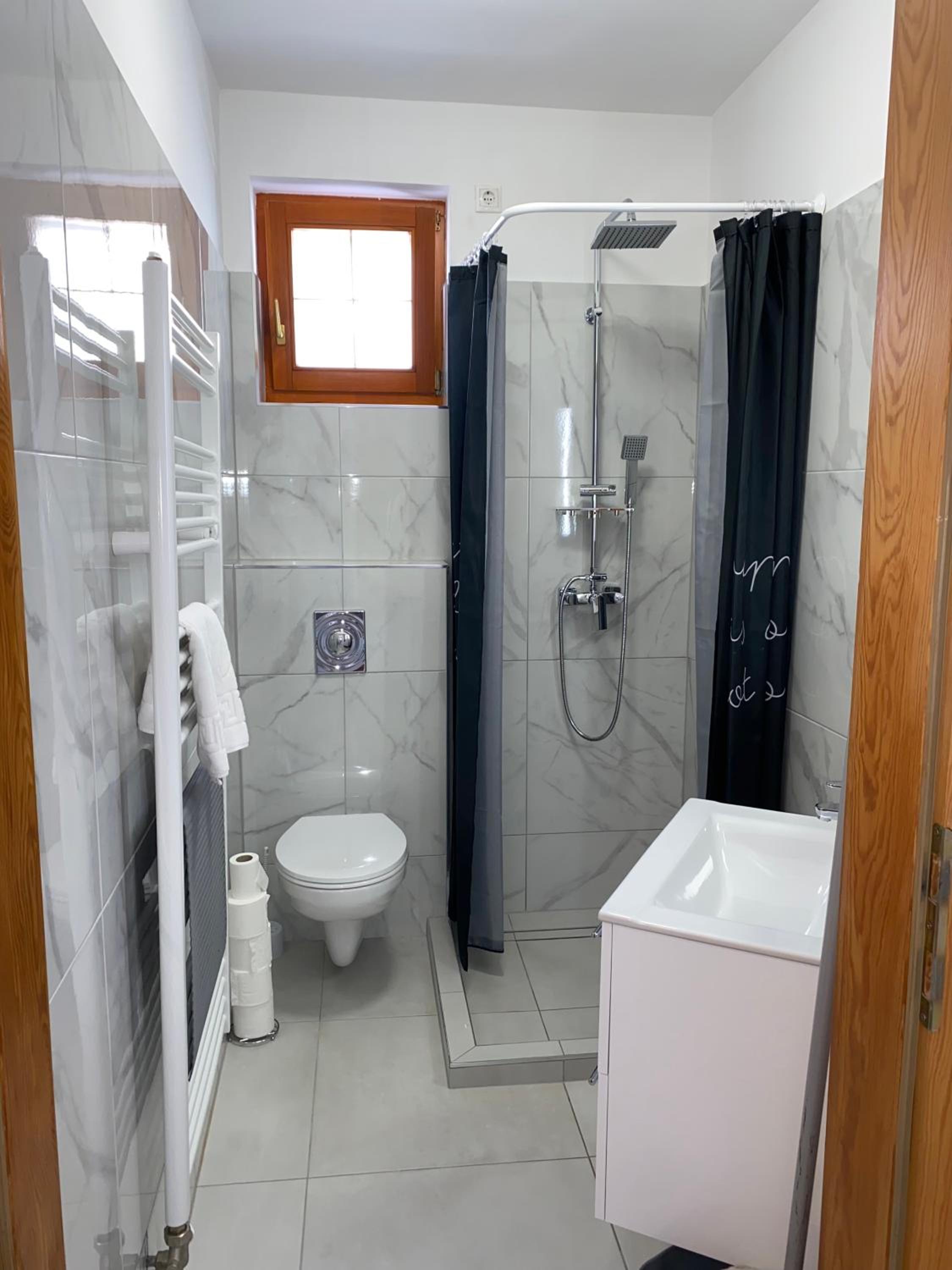 Família Apartmanház