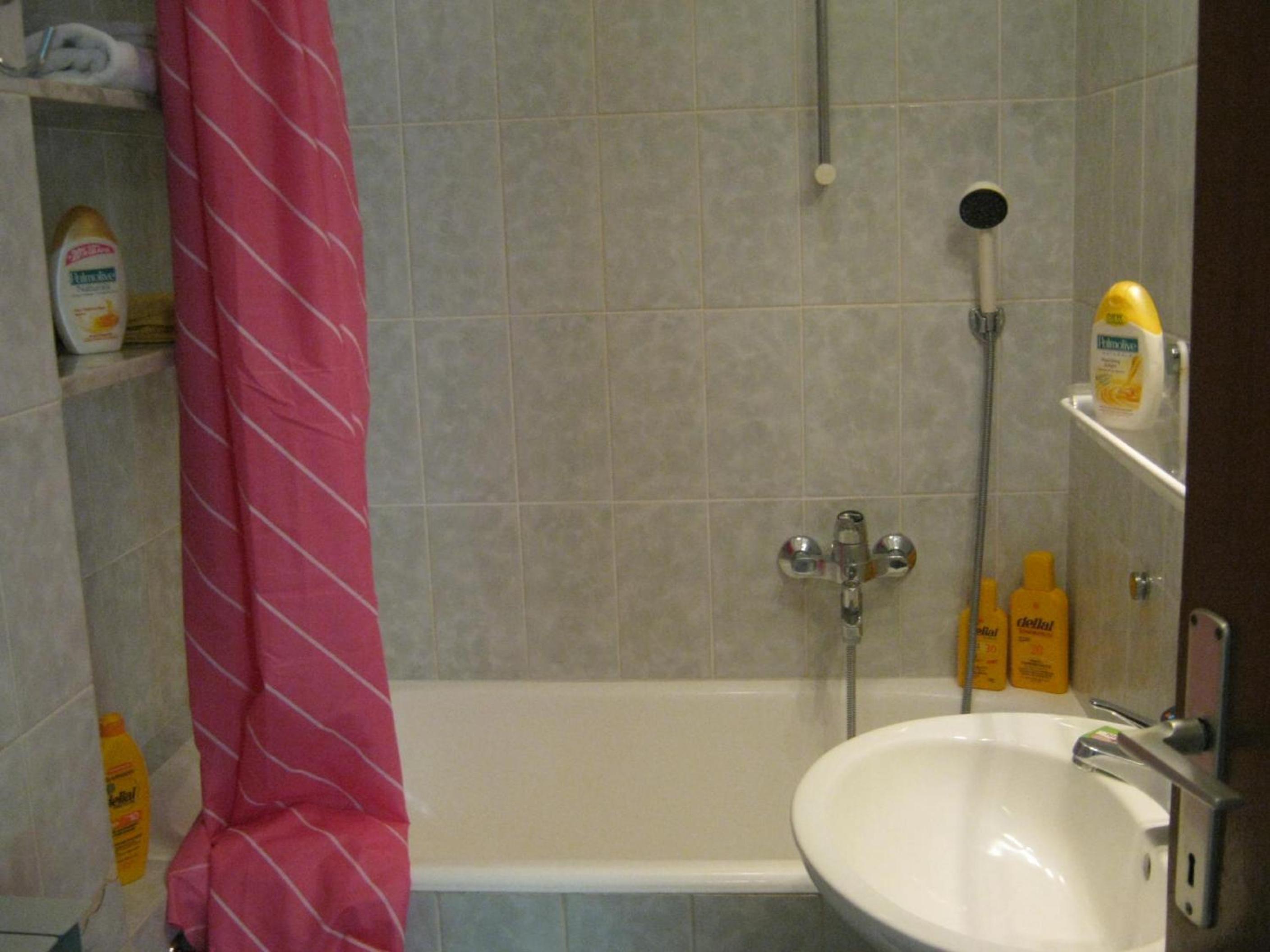 Apartments and Rooms Artemida