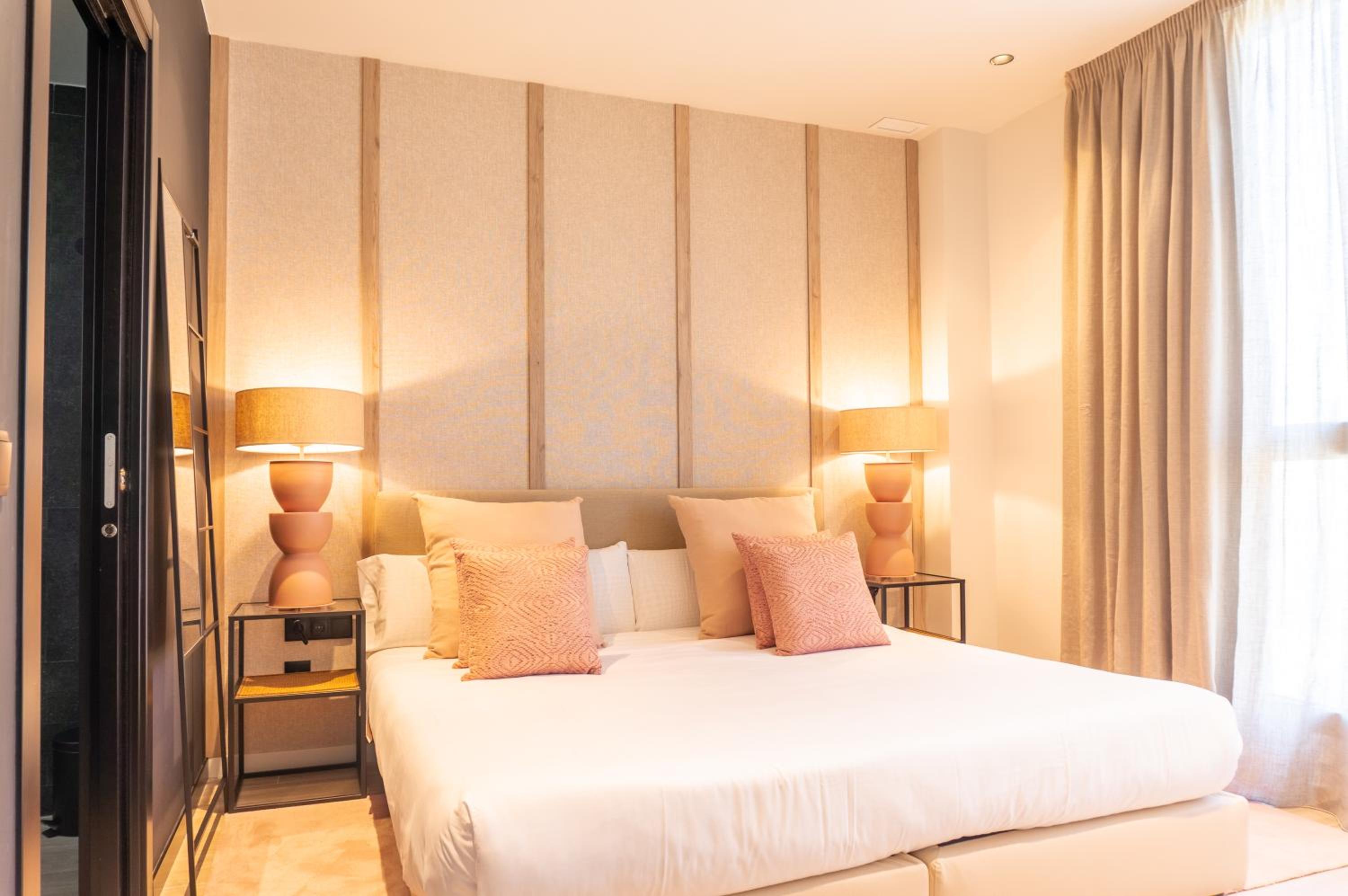 Valencia Luxury - Sea Port II en Valencia — hotel room