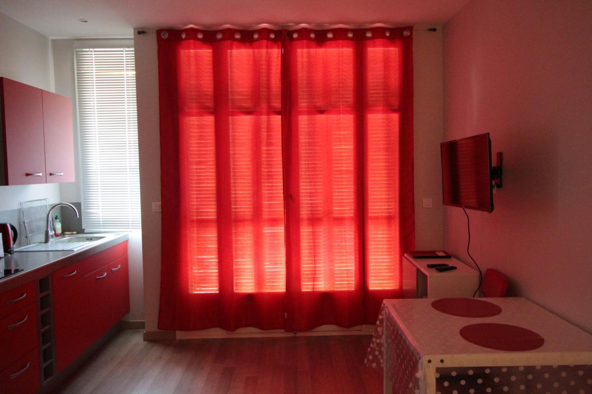 Red studio Buffa photo 1
