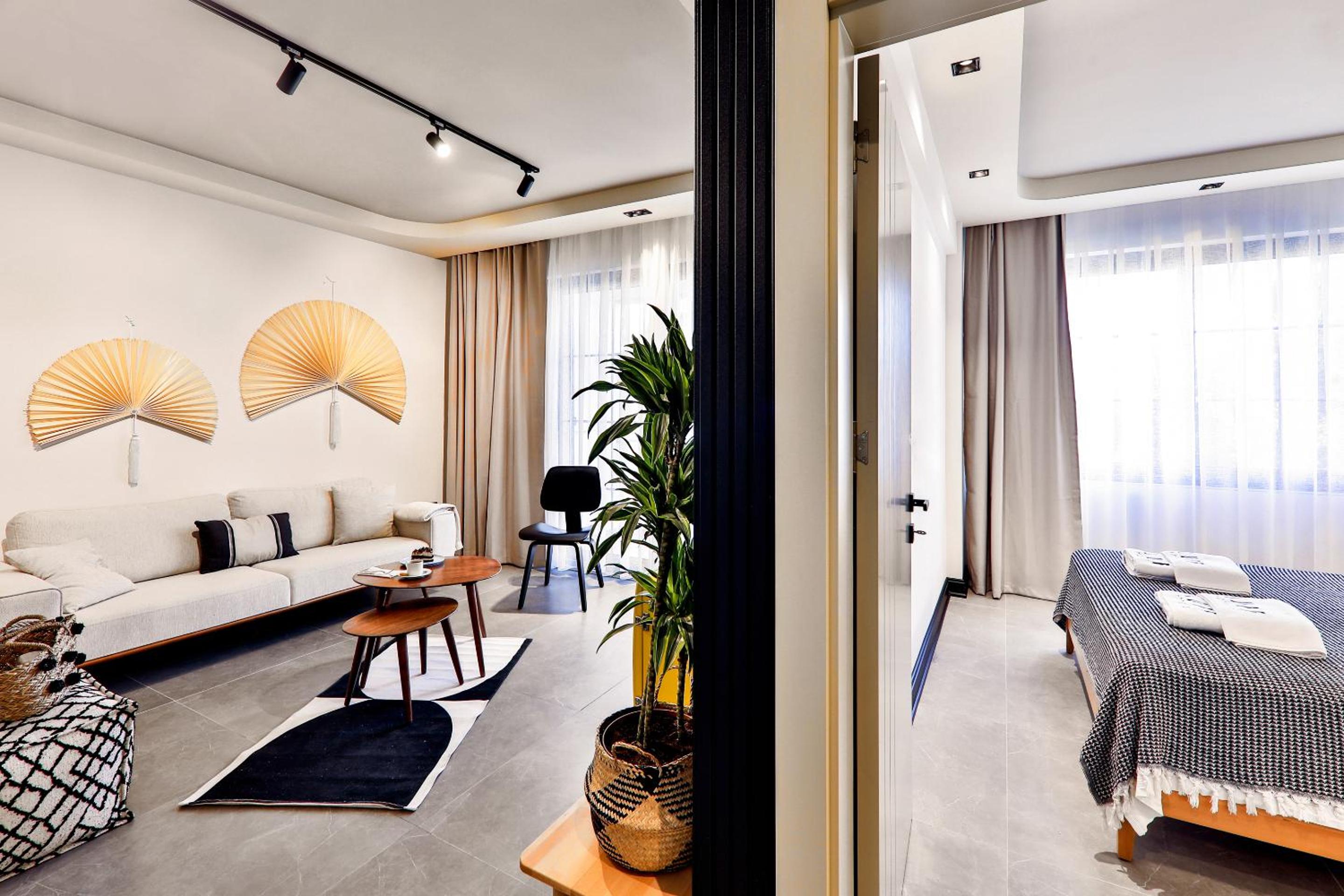 Luff Suites - Image 18