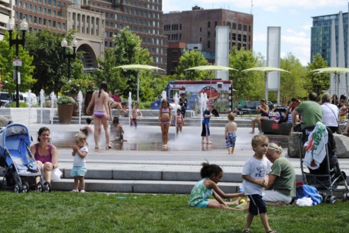 Boston Vacations - Suite at House of L - Property Image 3