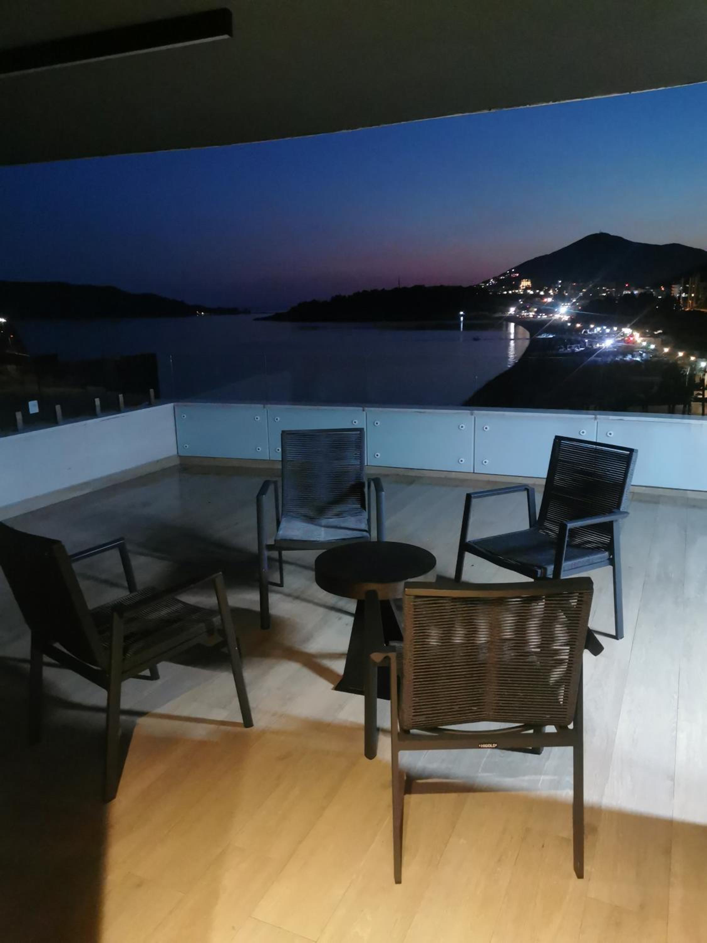 Apartment Deluxe Gold view 3