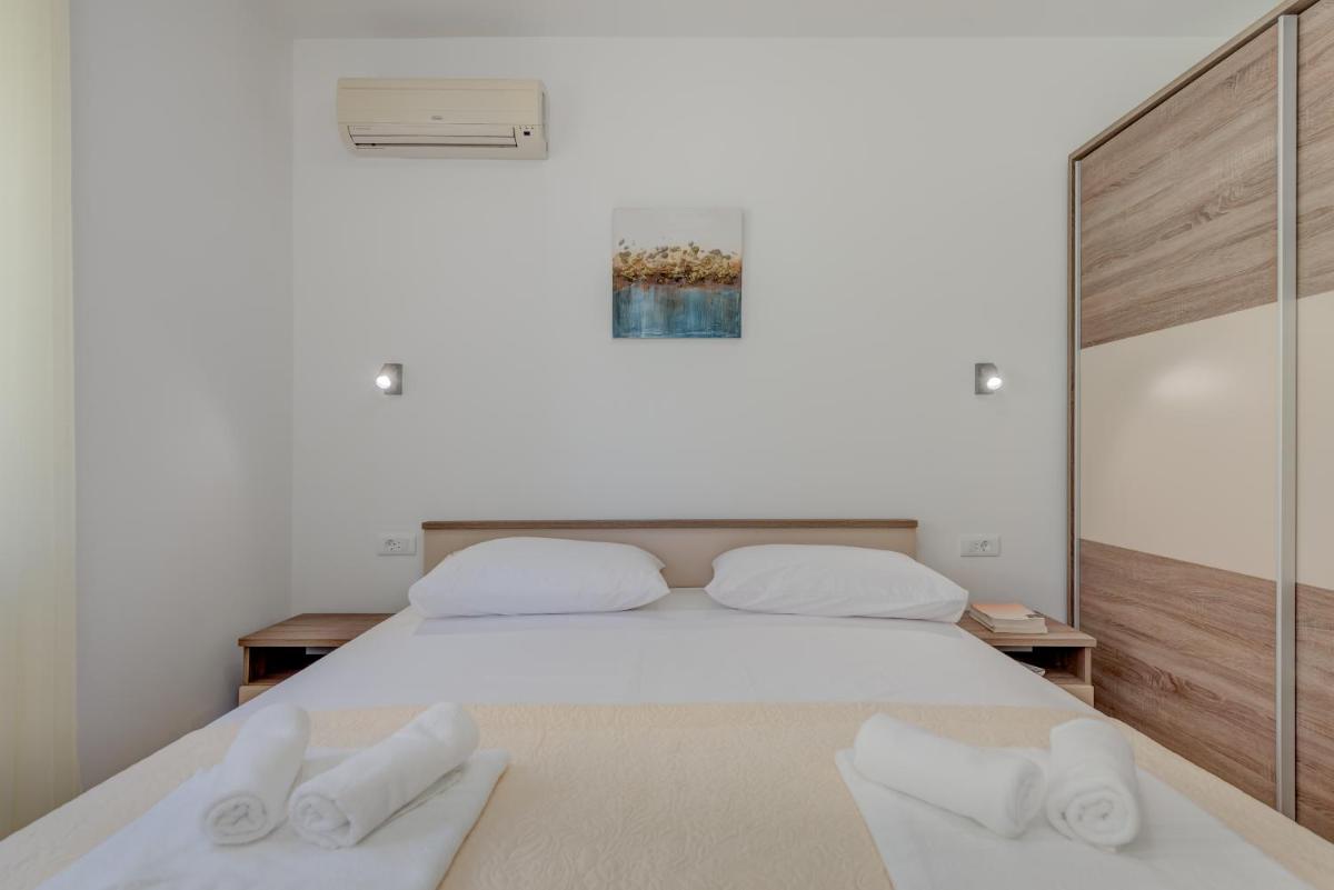 Vacation home Zdravka