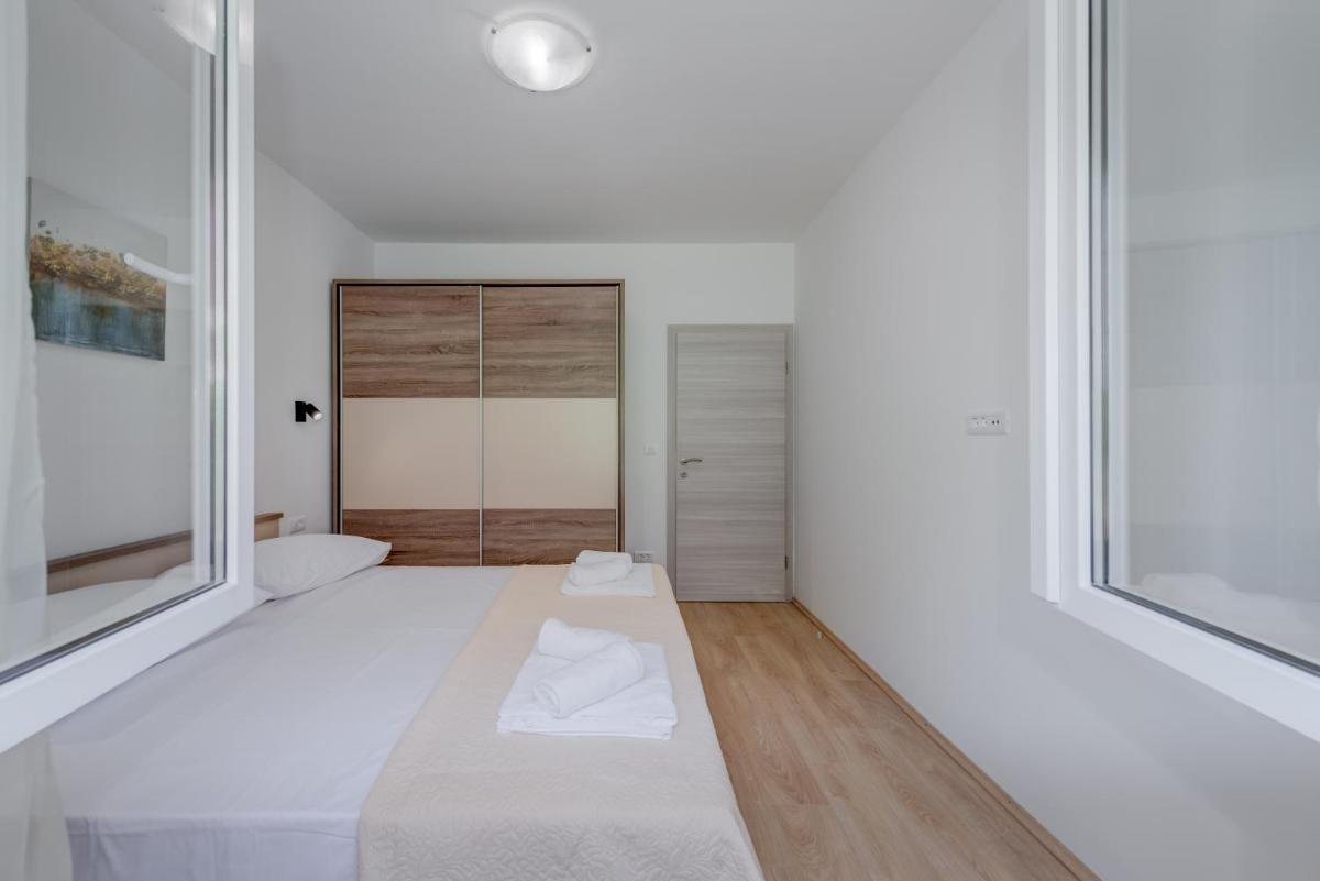 Vacation home Zdravka