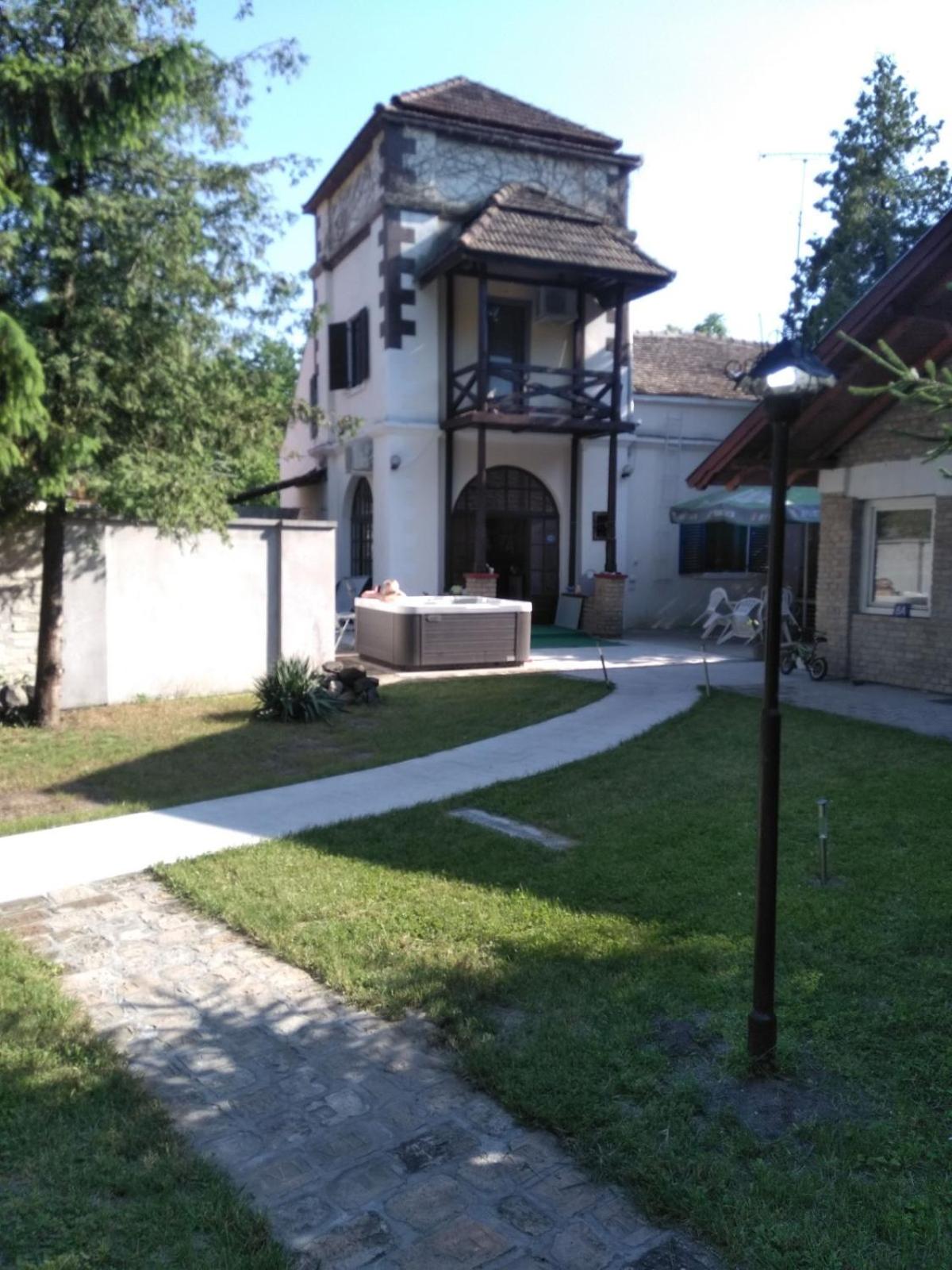 Photo 17