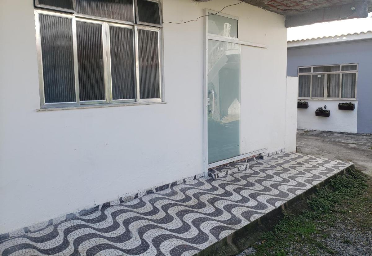 Quitinetes e Suites em Arraial
