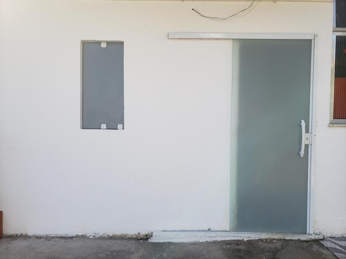 Quitinetes e Suites em Arraial