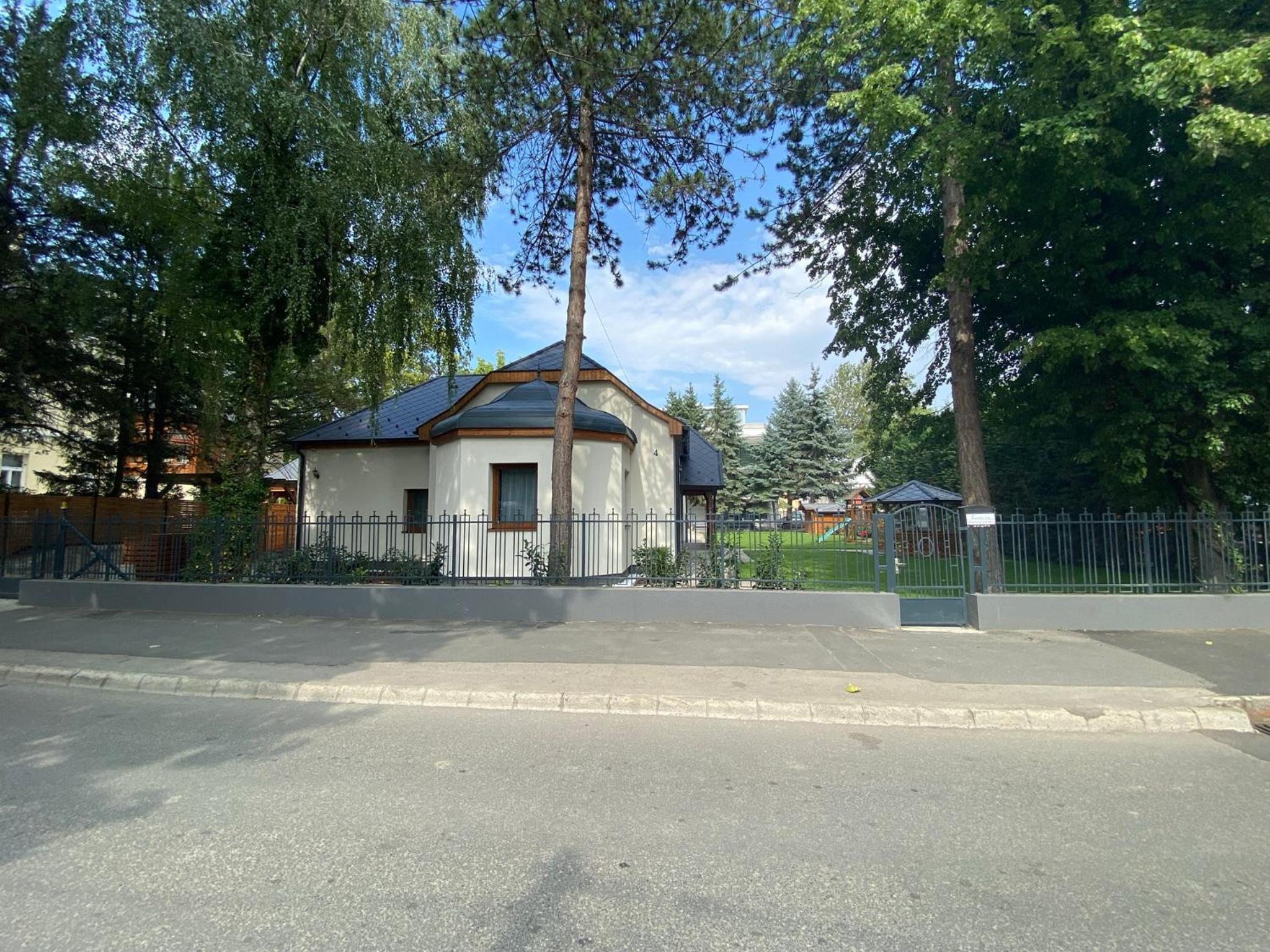 Photo 53
