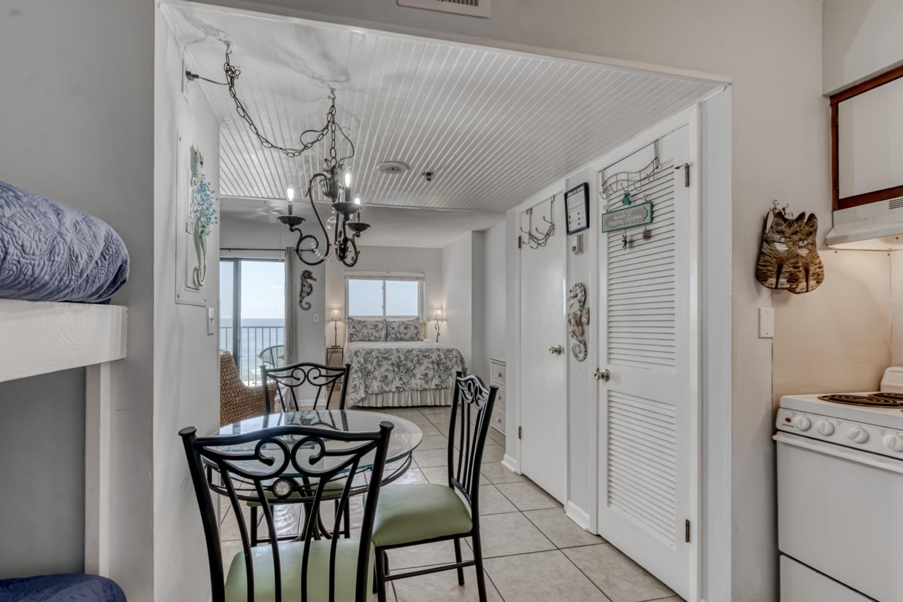 Royal Gulf Beach & Racquet Club 5802