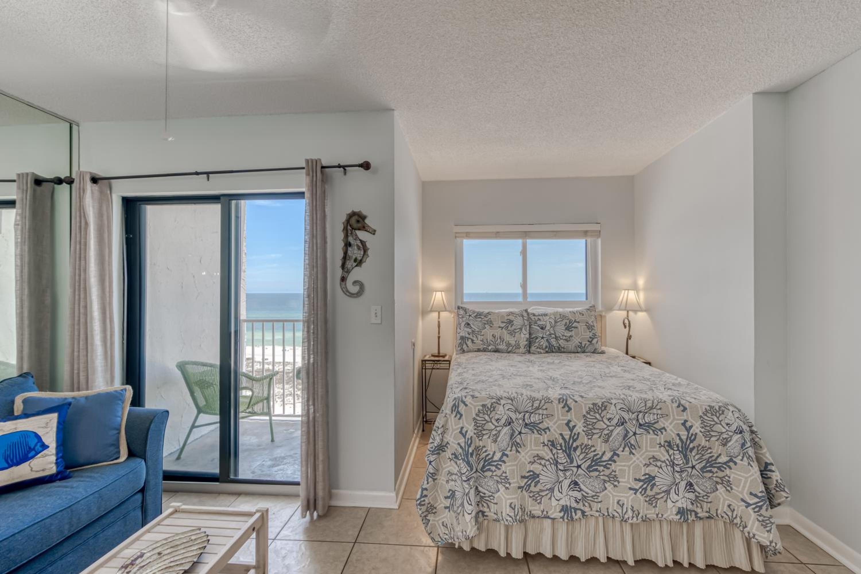 Royal Gulf Beach & Racquet Club 5802