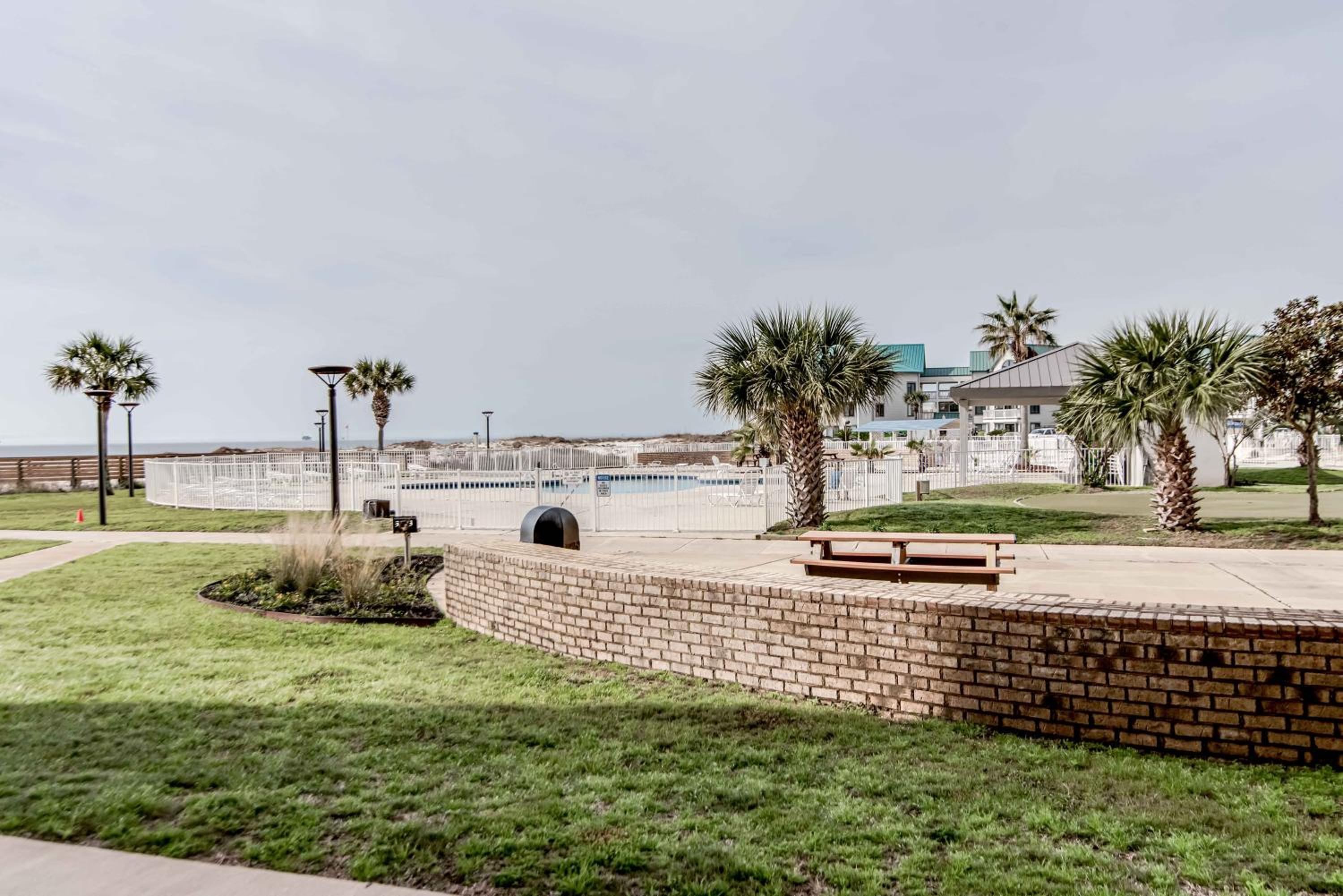 Royal Gulf Beach & Racquet Club 5802