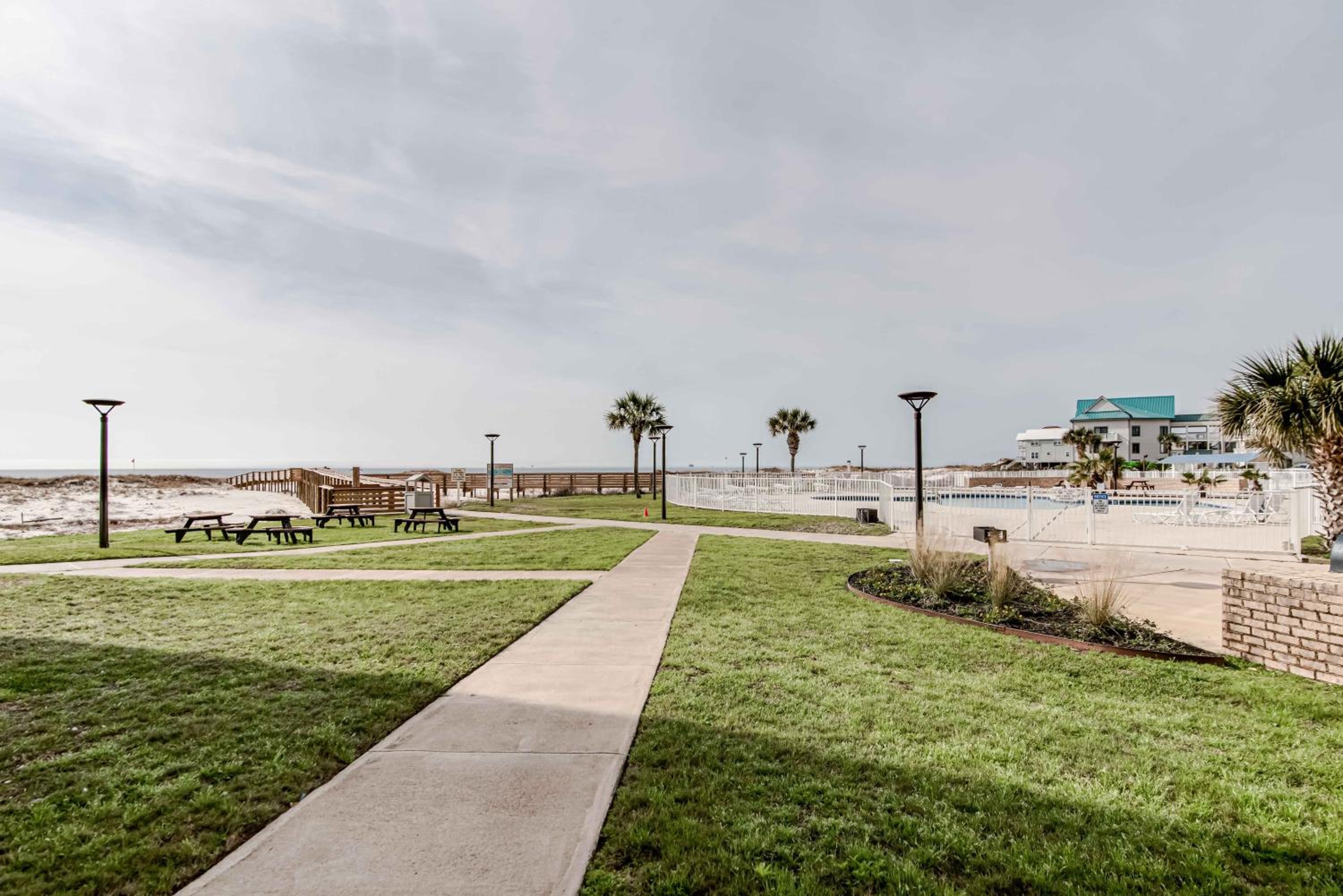 Royal Gulf Beach & Racquet Club 5802