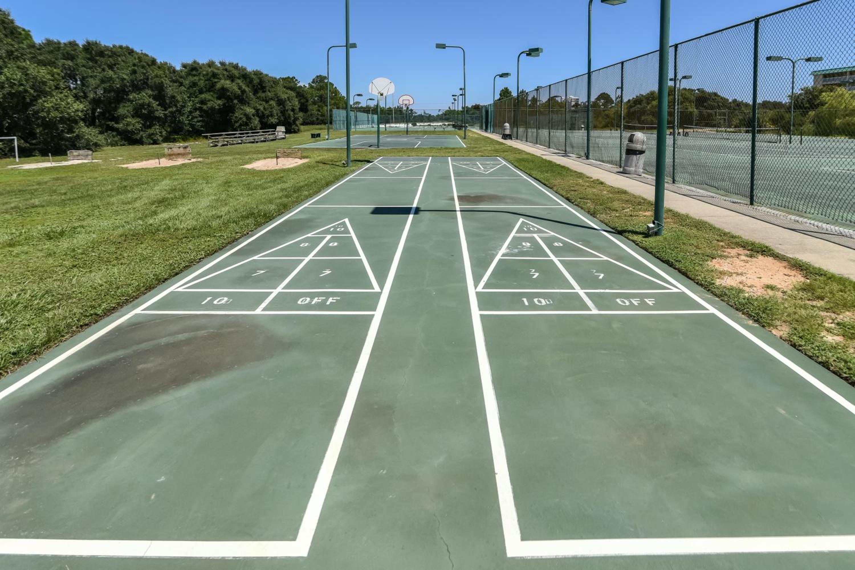 Royal Gulf Beach & Racquet Club 5802