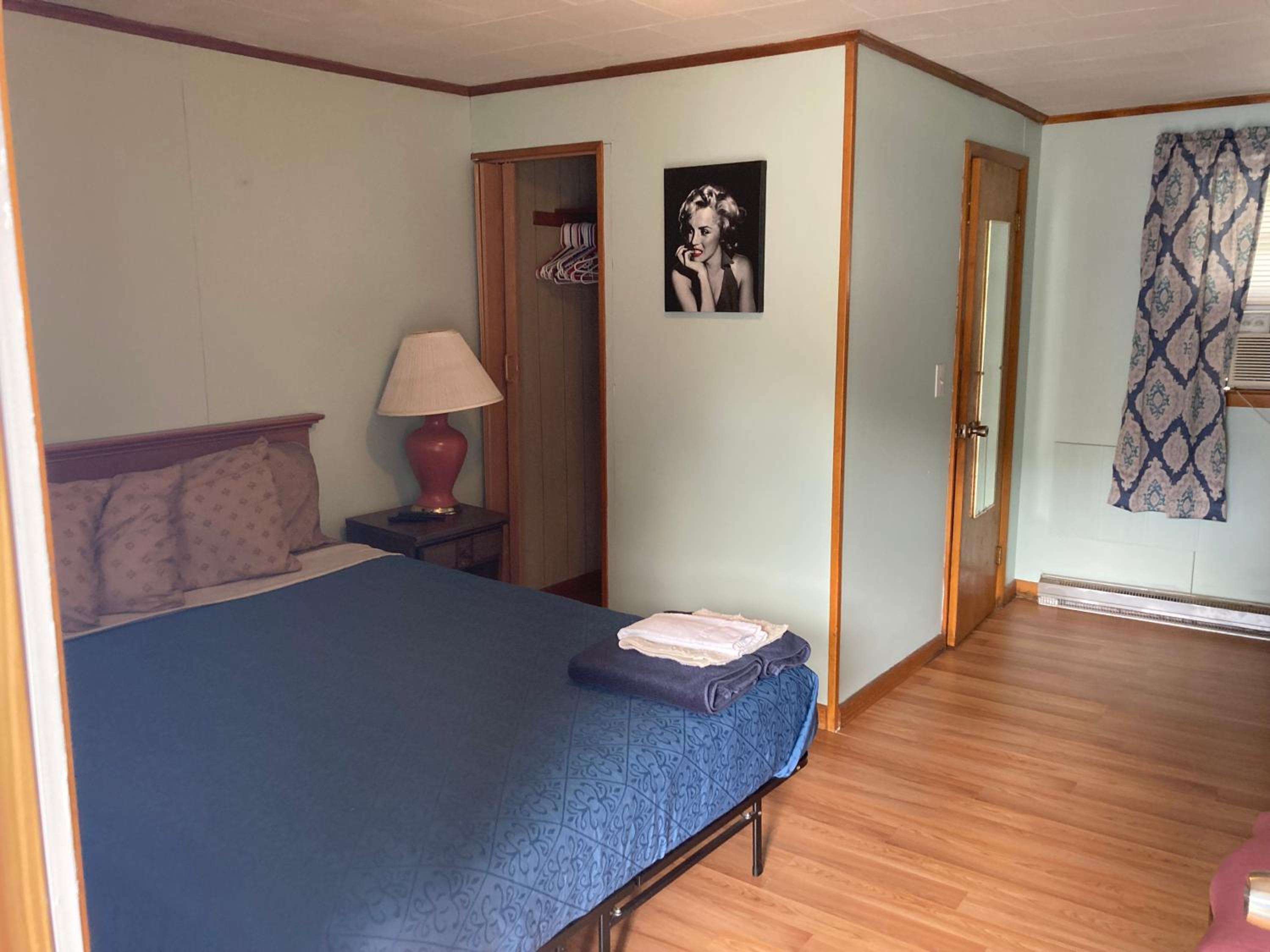 Hillside Motel