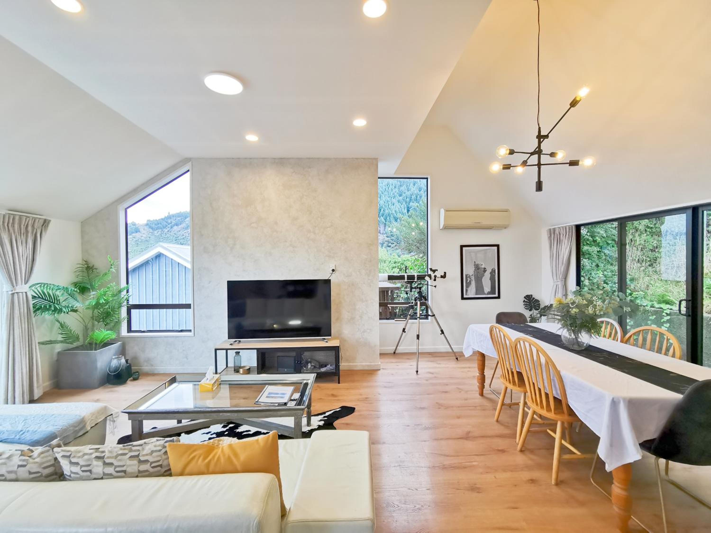 Queenstown Lakeview Holiday Home-5mins to town