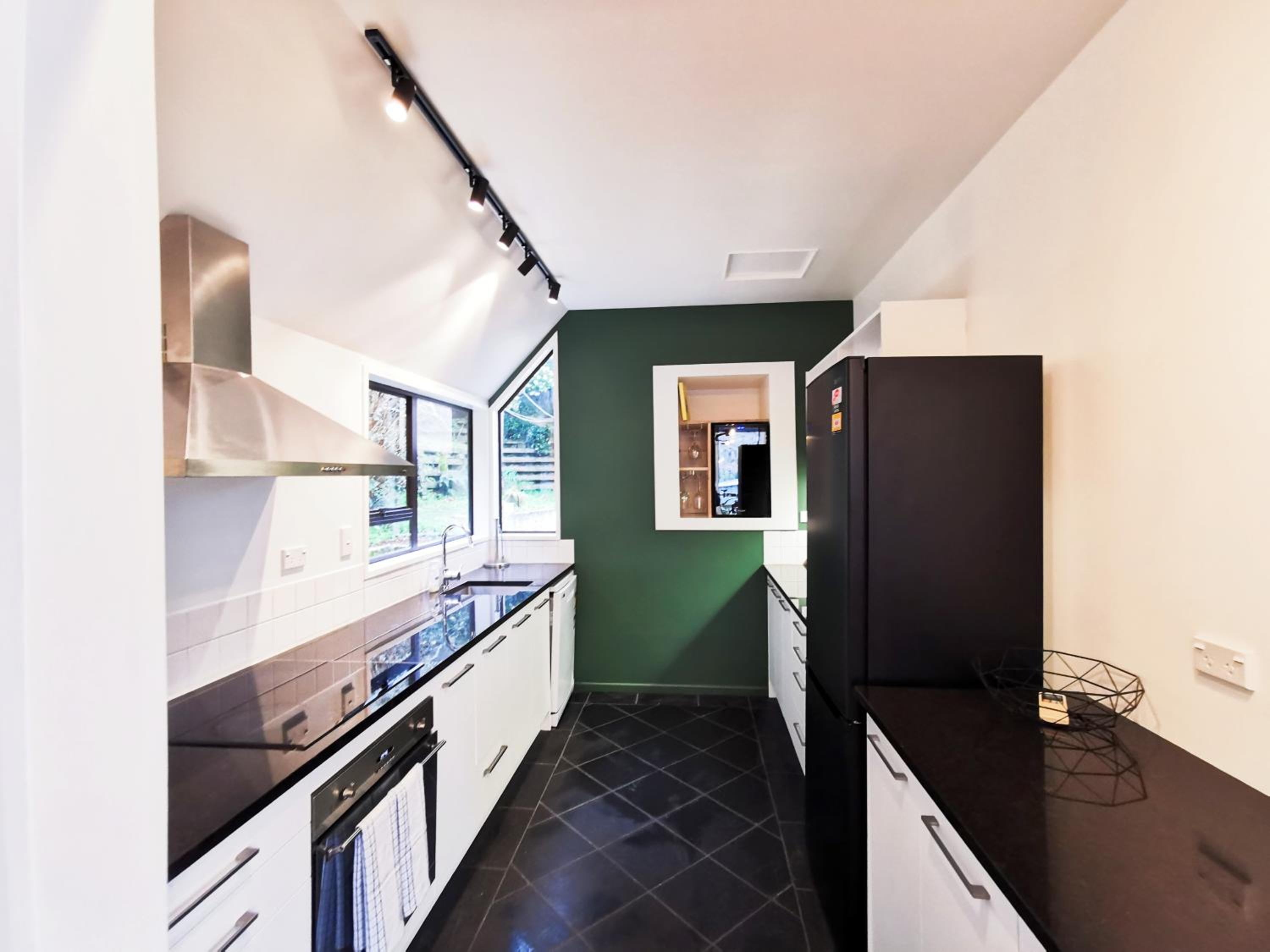 Queenstown Lakeview Holiday Home-5mins to town