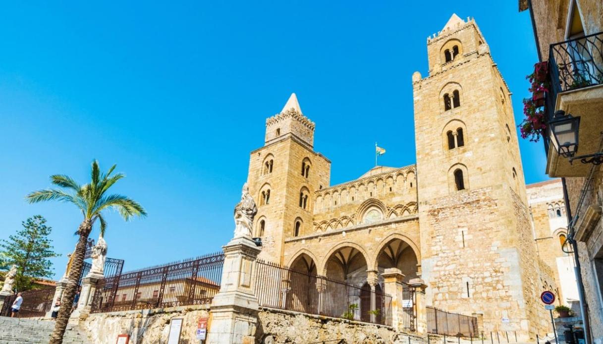 Hotel KEFA SUITE - Image 1