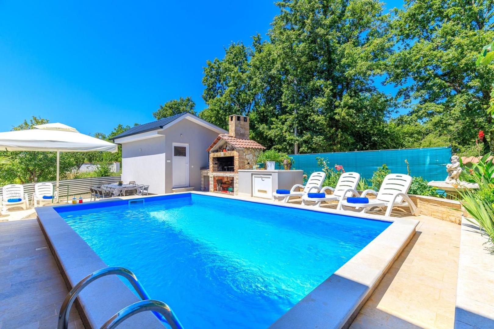 Apartments Vanessa with Shared Pool view 2