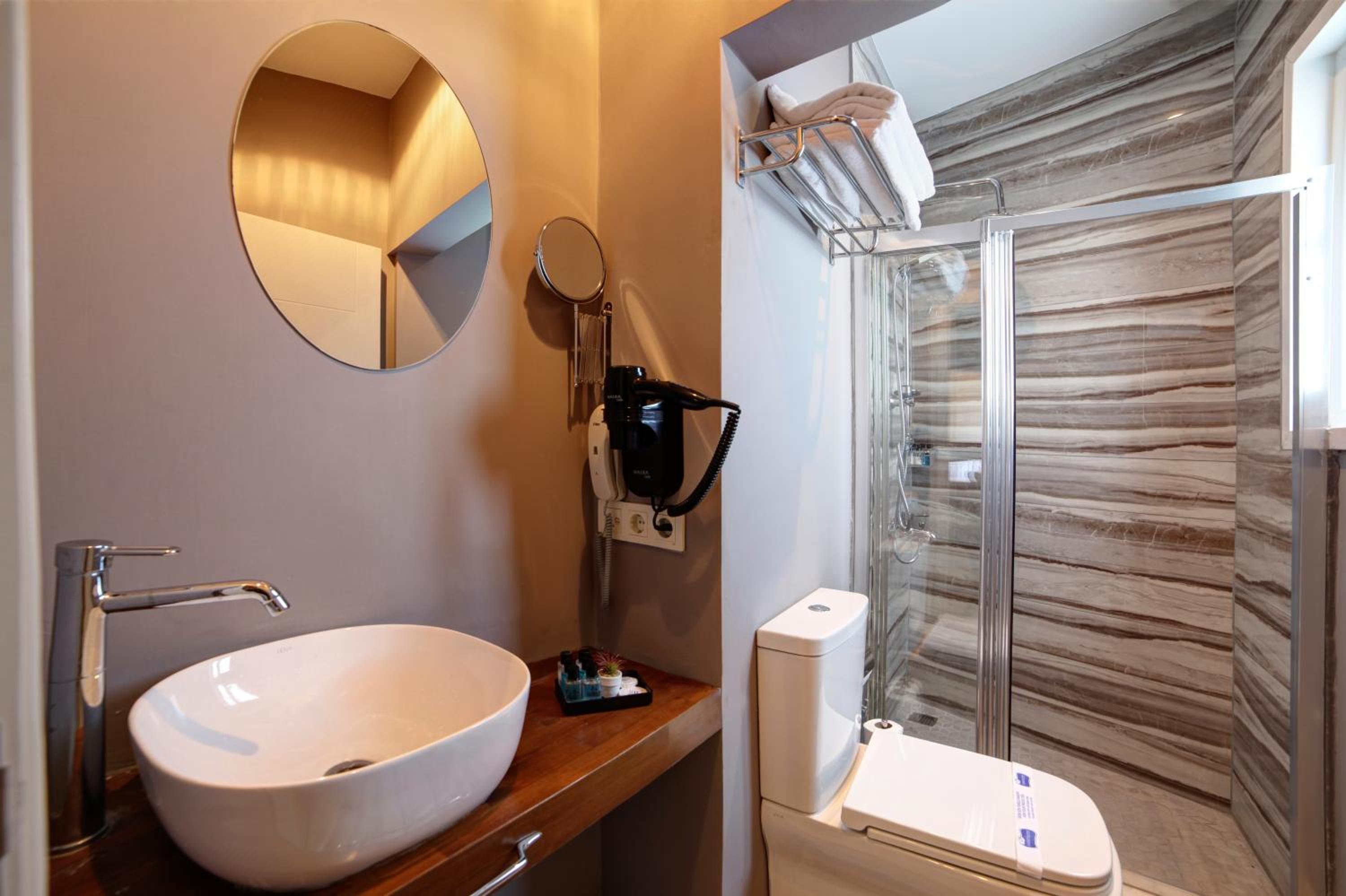 Almina Guest House