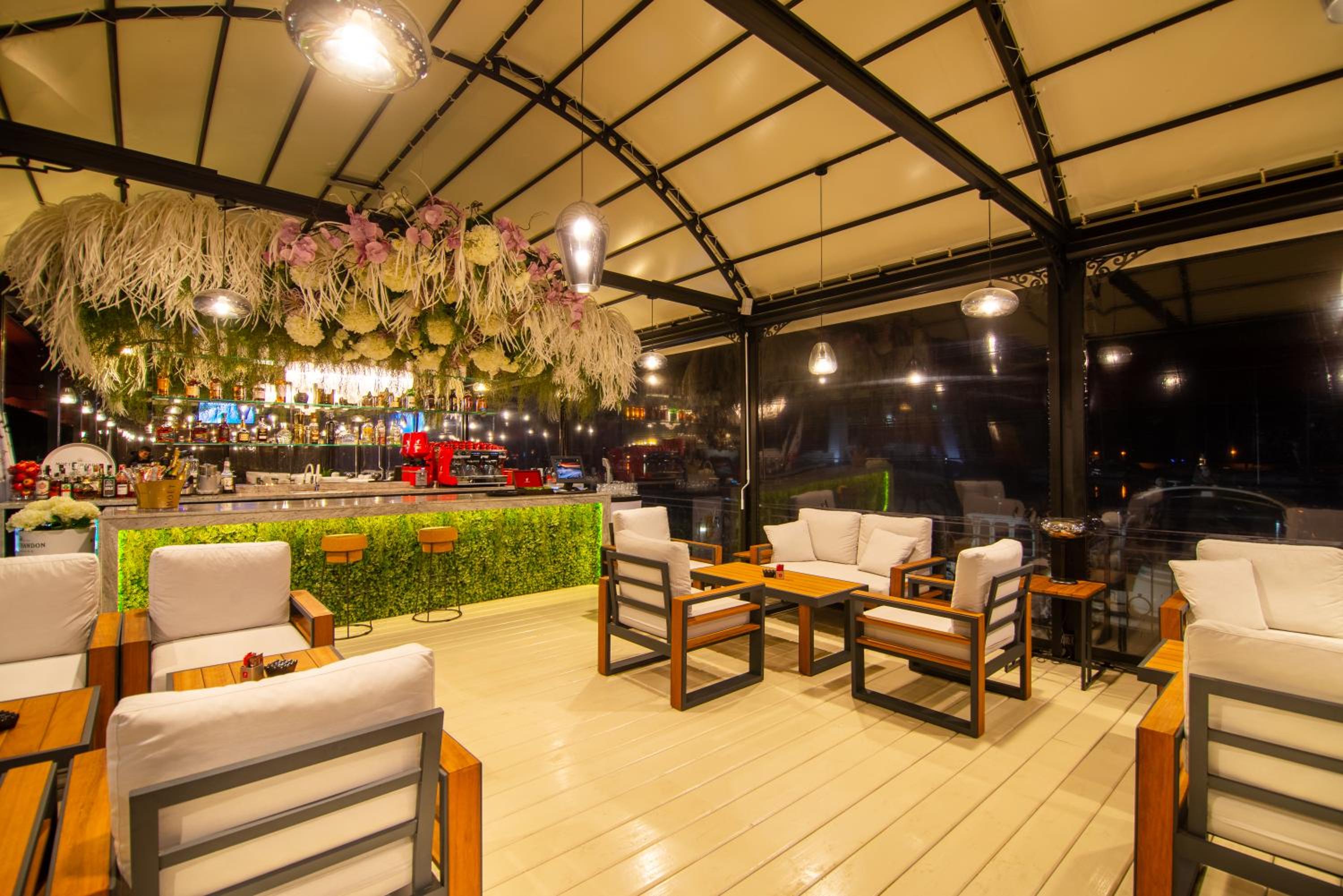 Balchik Vacations - Hotel Mistral - Property Image 2