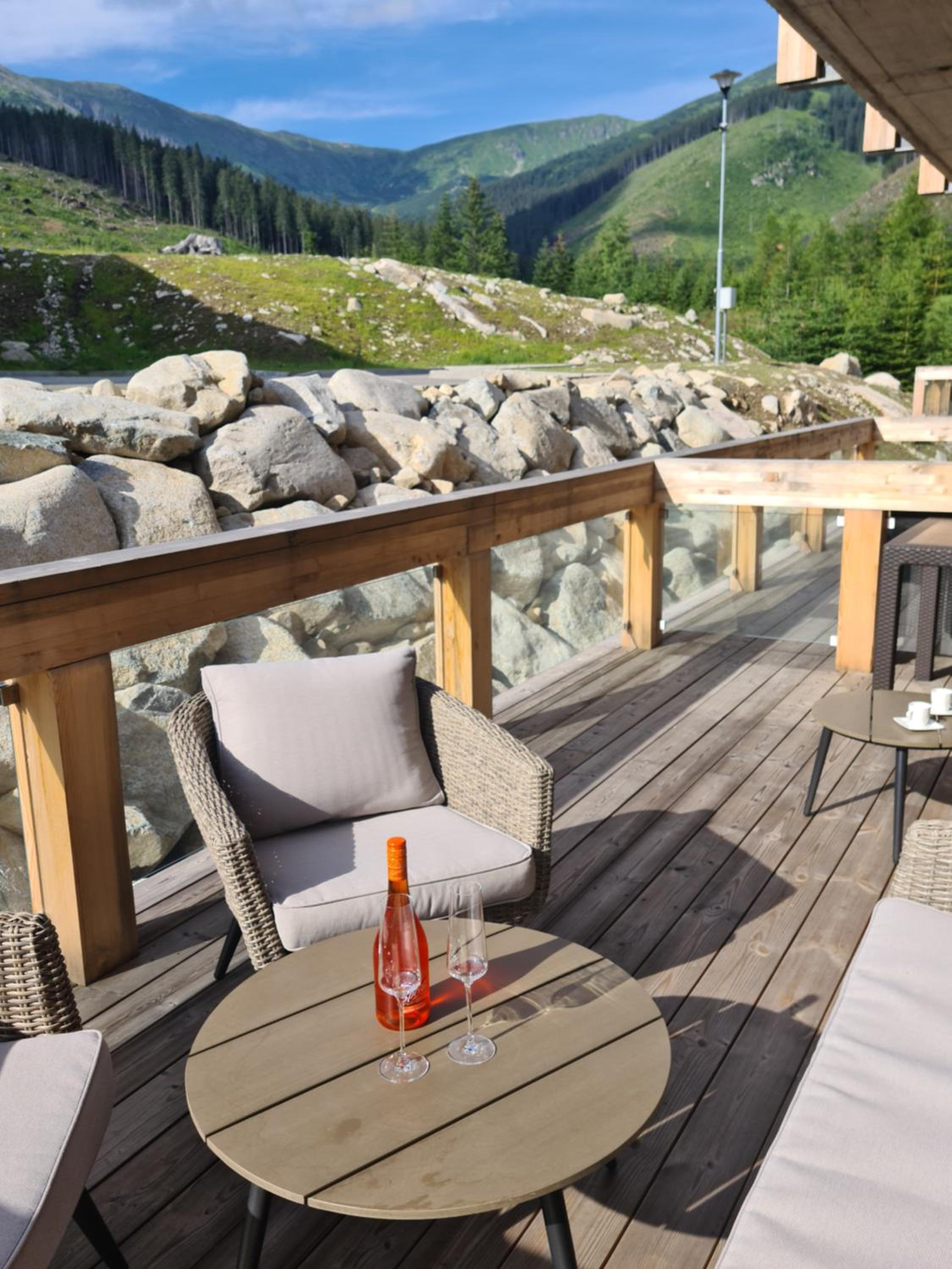 Chalets VIVA Jasná & sauna, jacuzzi, wallbox view 5
