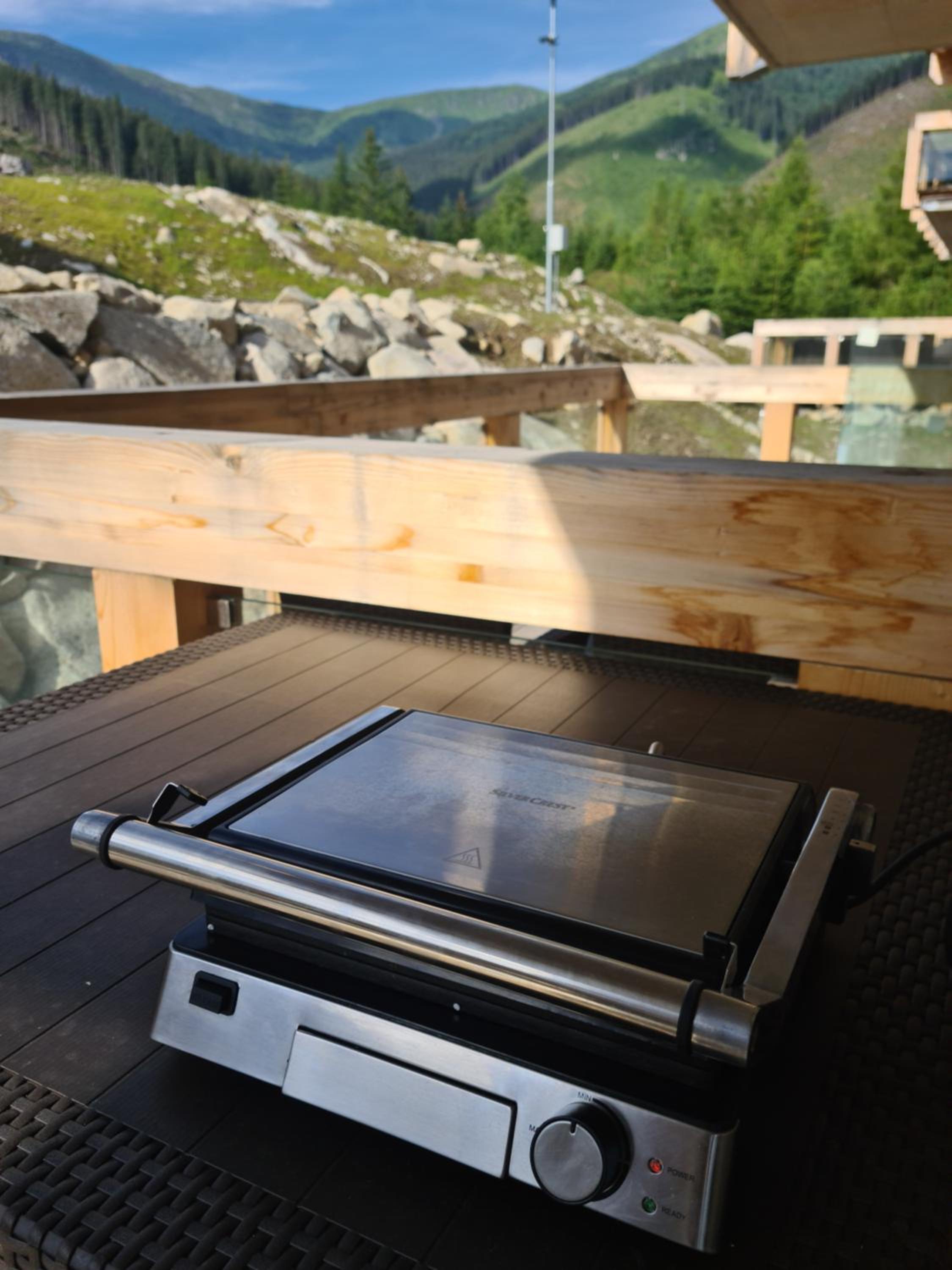 Chalets VIVA Jasná & sauna, jacuzzi, wallbox view 4