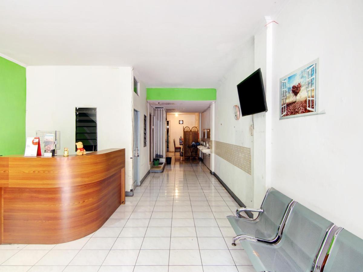 hotel reception