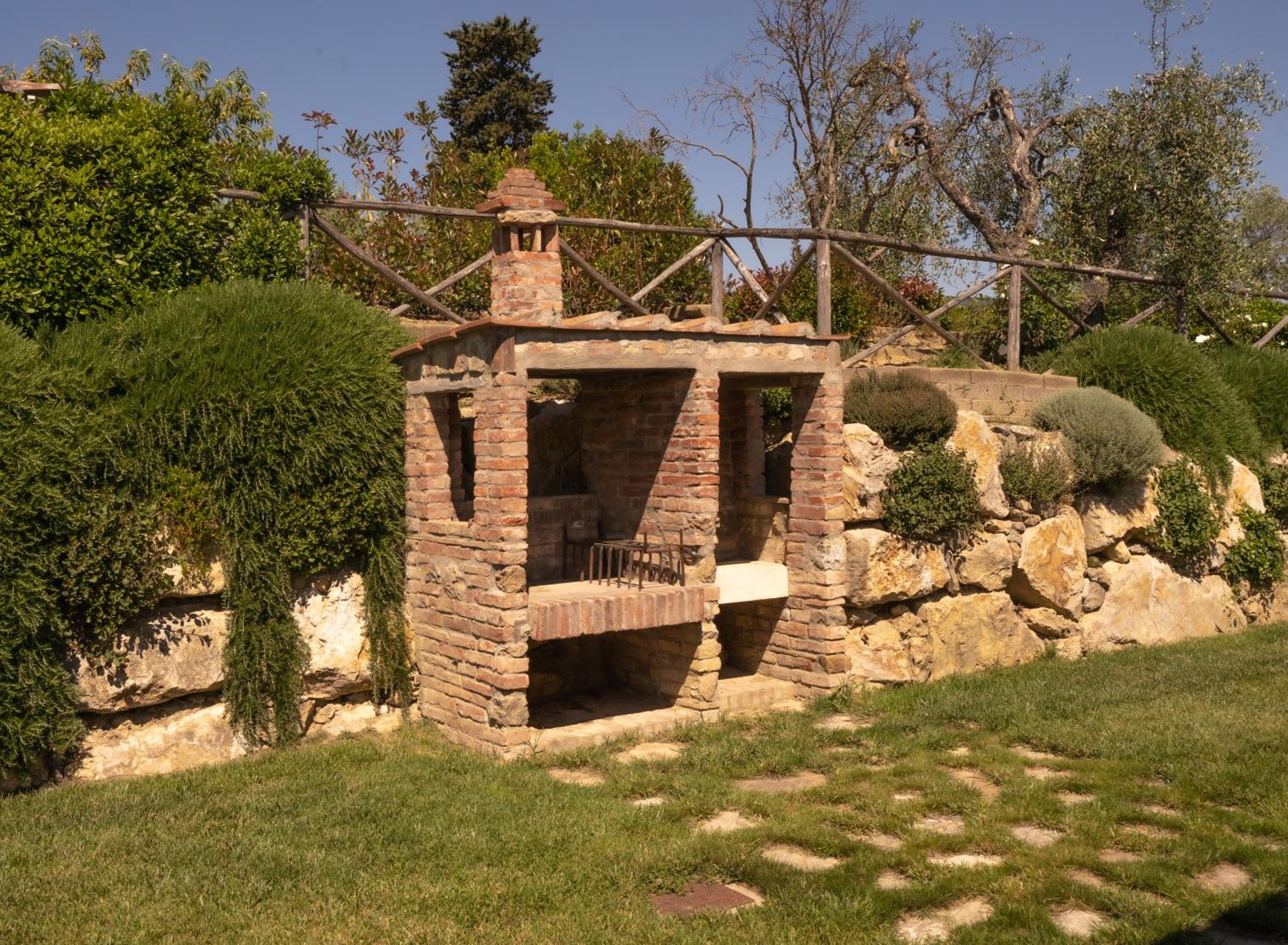 Photo 17