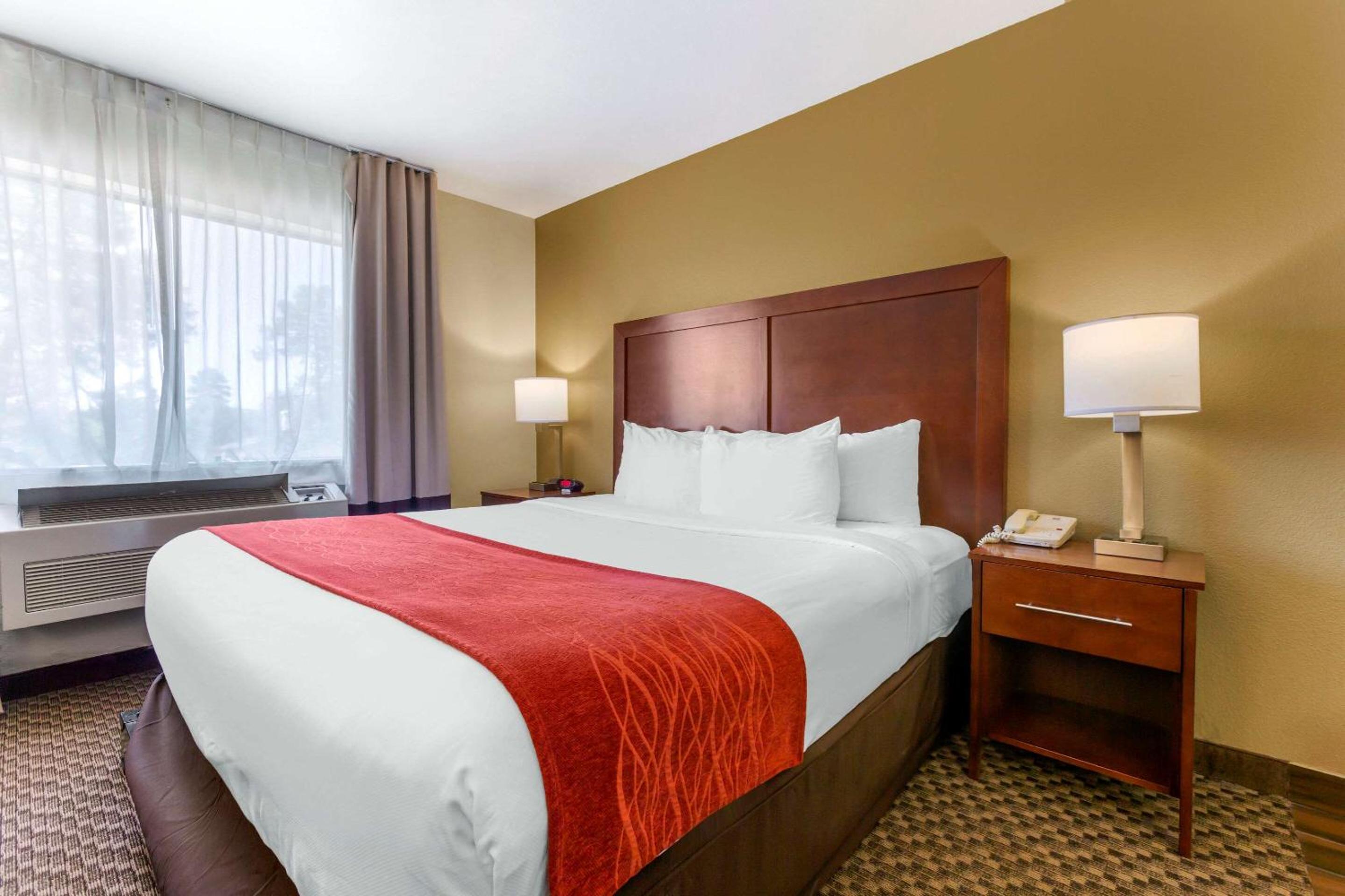 Payson Vacations - Comfort Inn Payson - Property Image 10