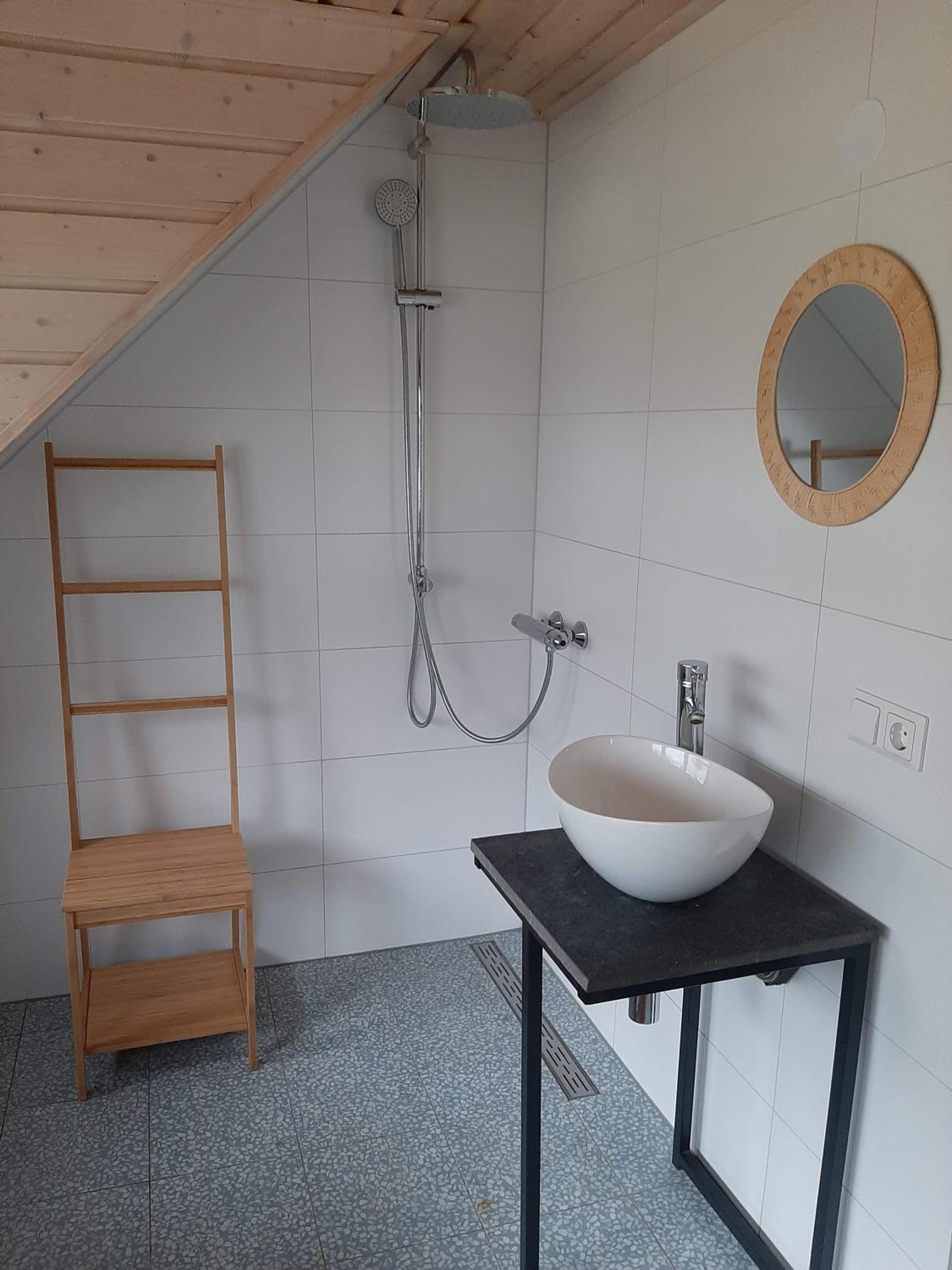 Vakantiehuis met hottub en barrelsauna view 3