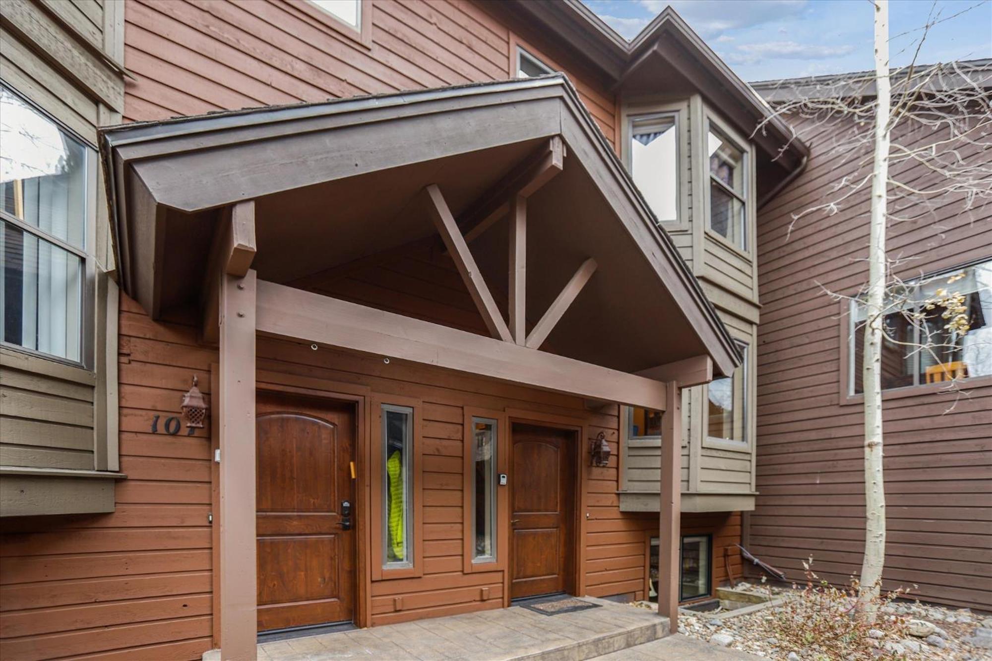 Village Point 109 townhouse