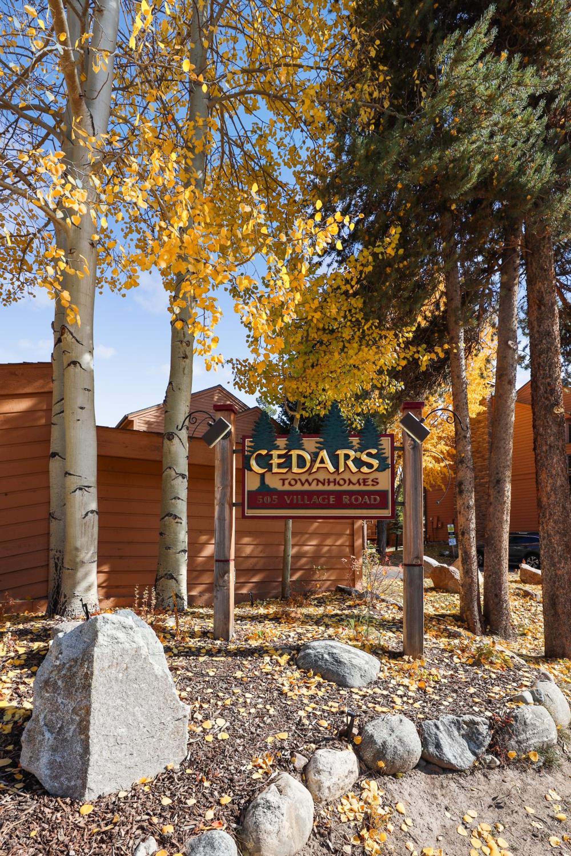 Multi-level Cedars 2 Townhome