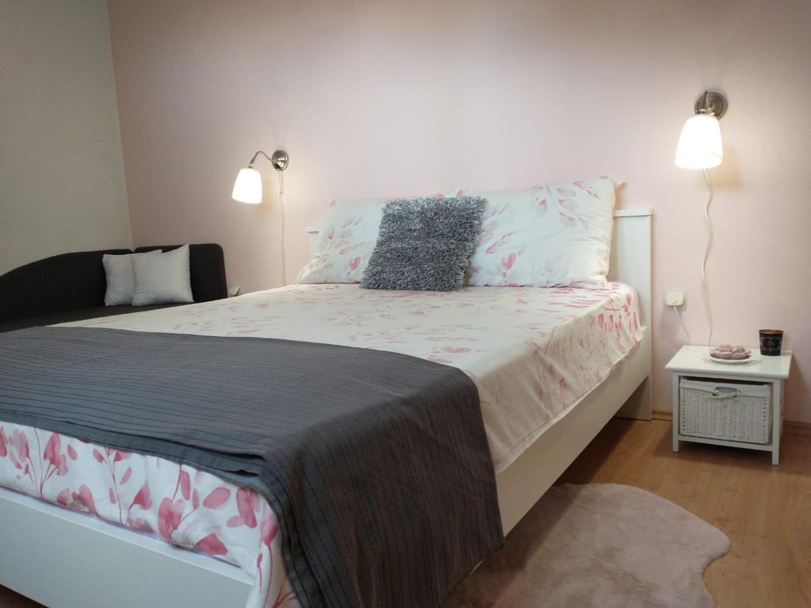 Apartment Zora - Guest house view 4
