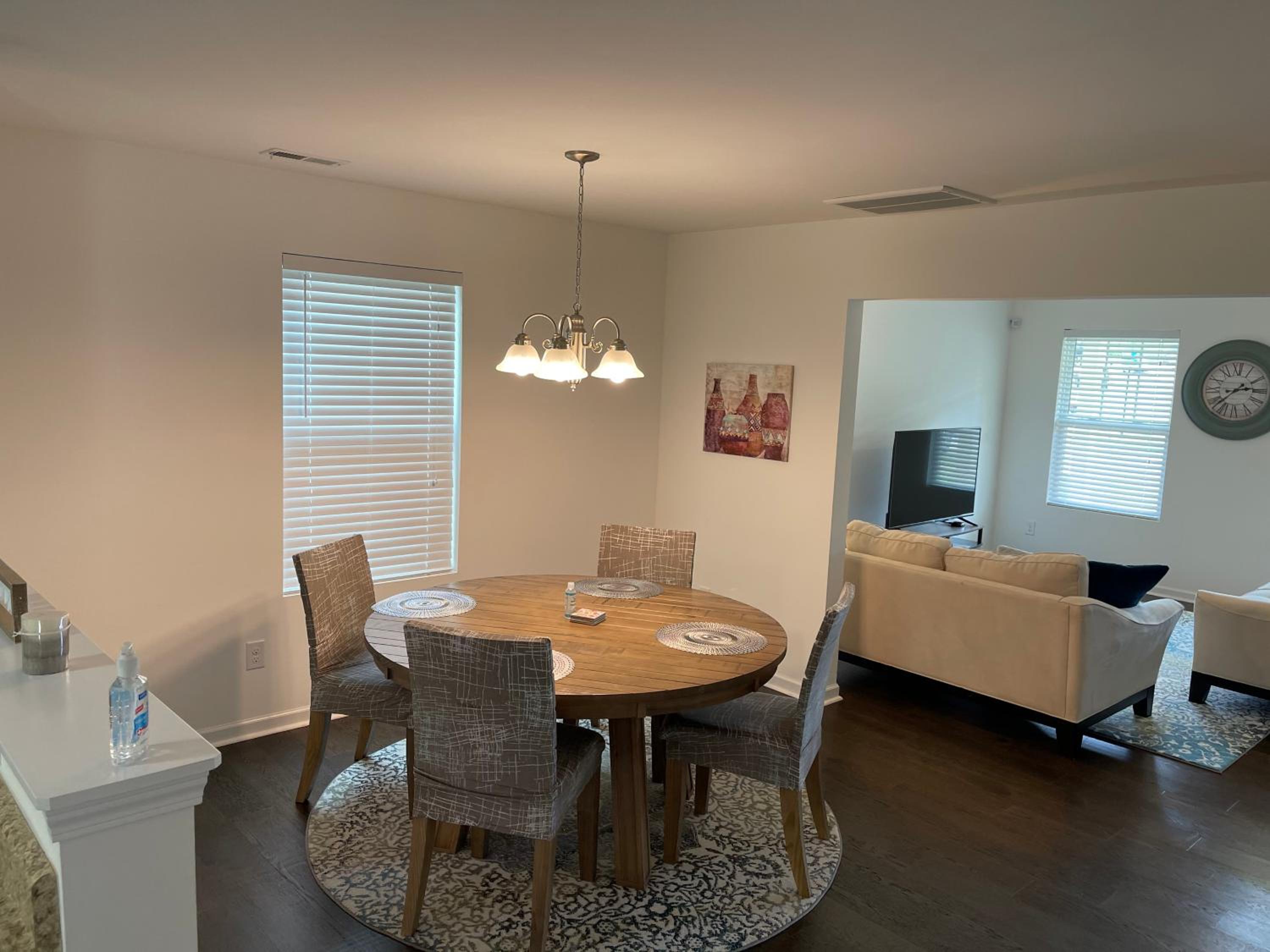 Spacious & Family Friendly 3BR | 10 Min to Uptown