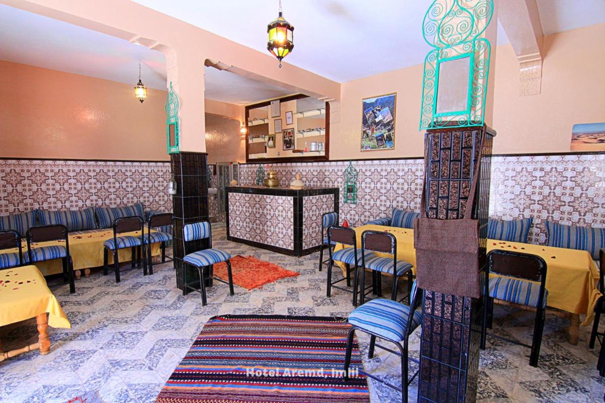 restaurant