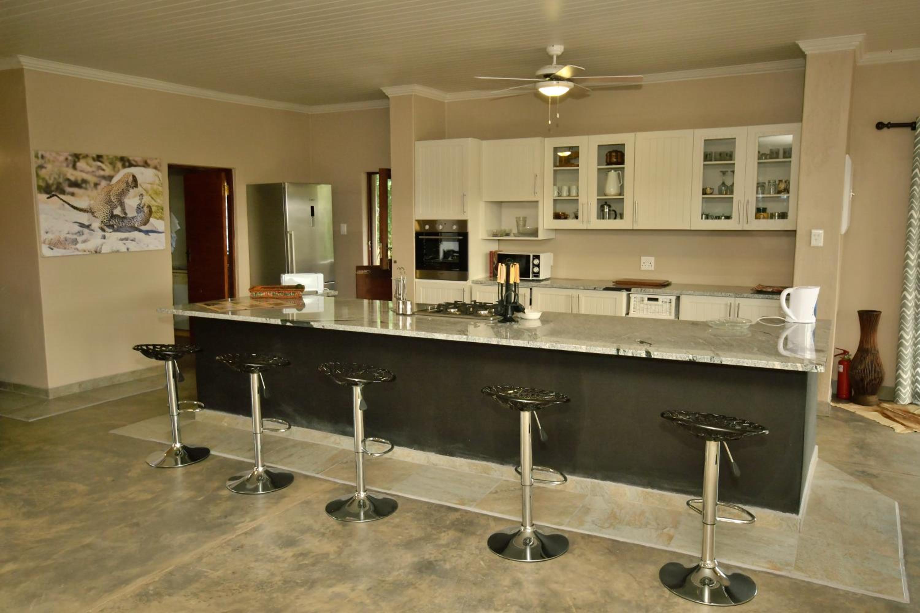 Hazyview Bogarts Villa view 2