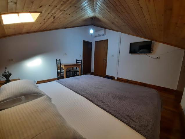 Hotel Demaj