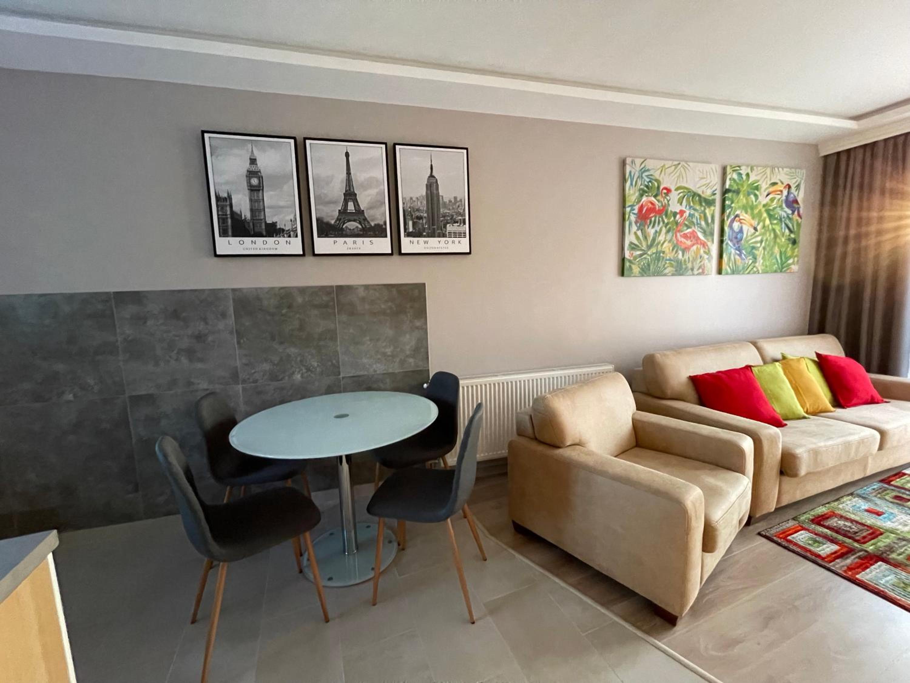 Lara Lux Apartment