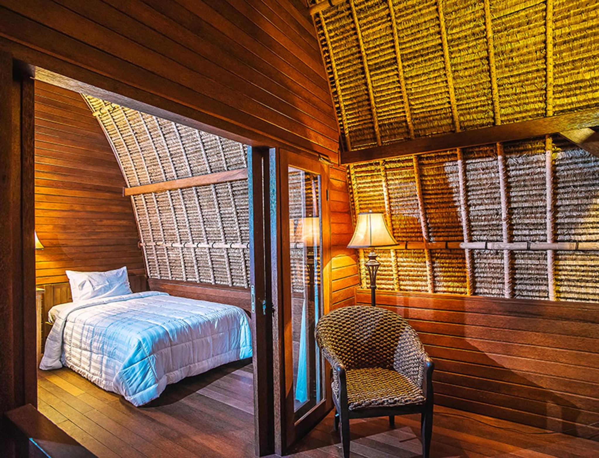 Sukanusa Luxury Huts
