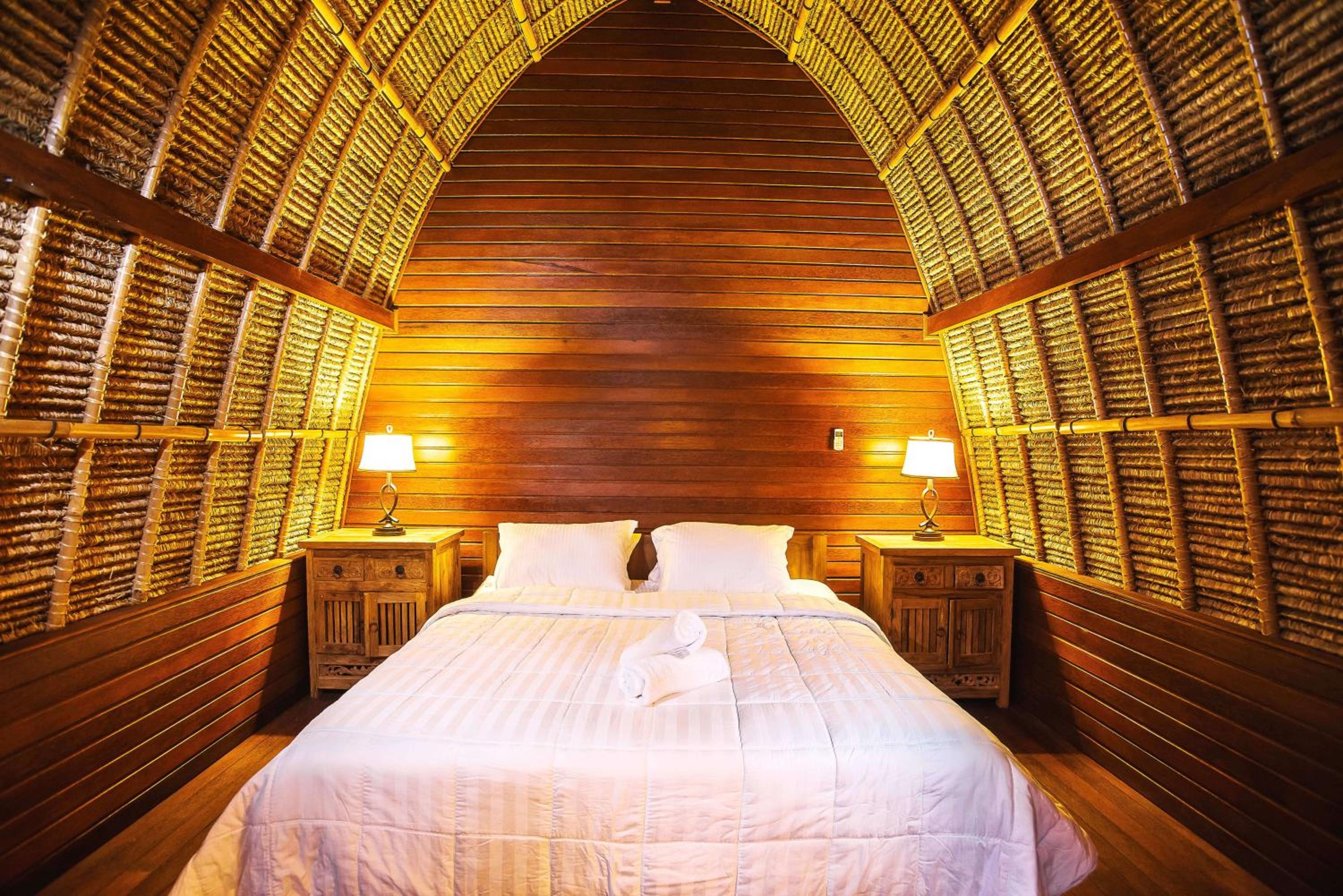 Sukanusa Luxury Huts