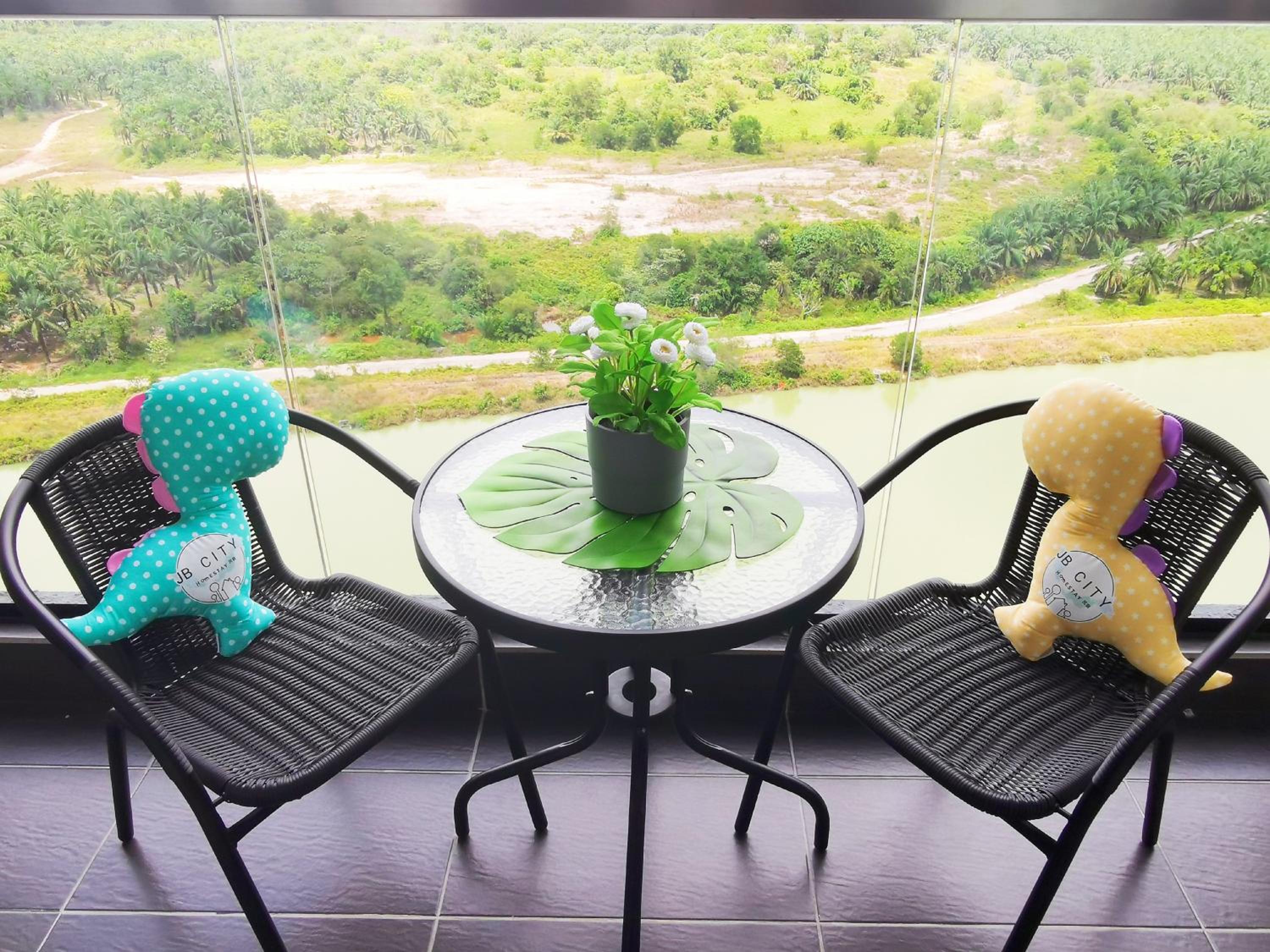 D'Pristine Suites by RR JBcity