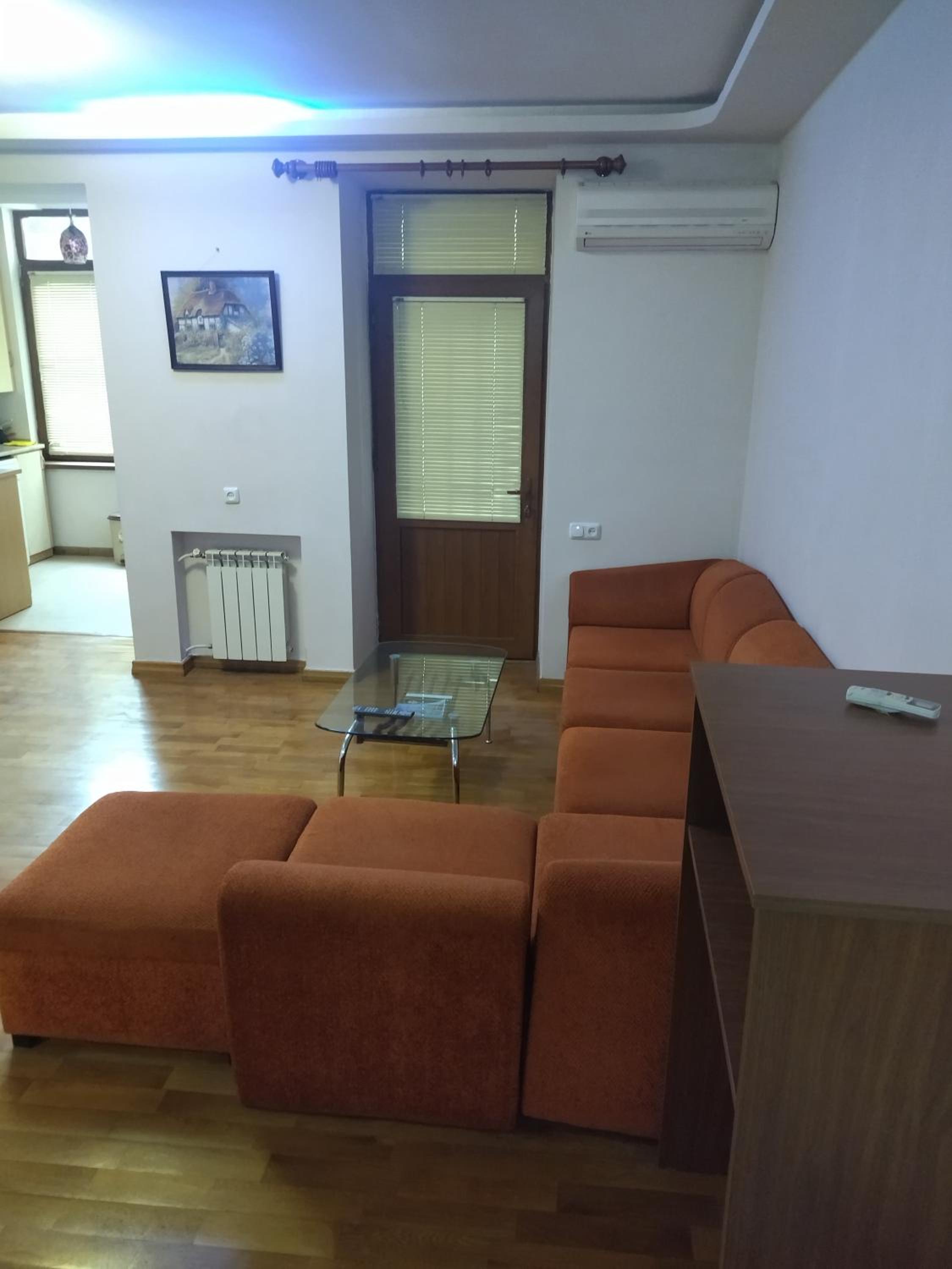 Abovyan 36 Apt & Tour