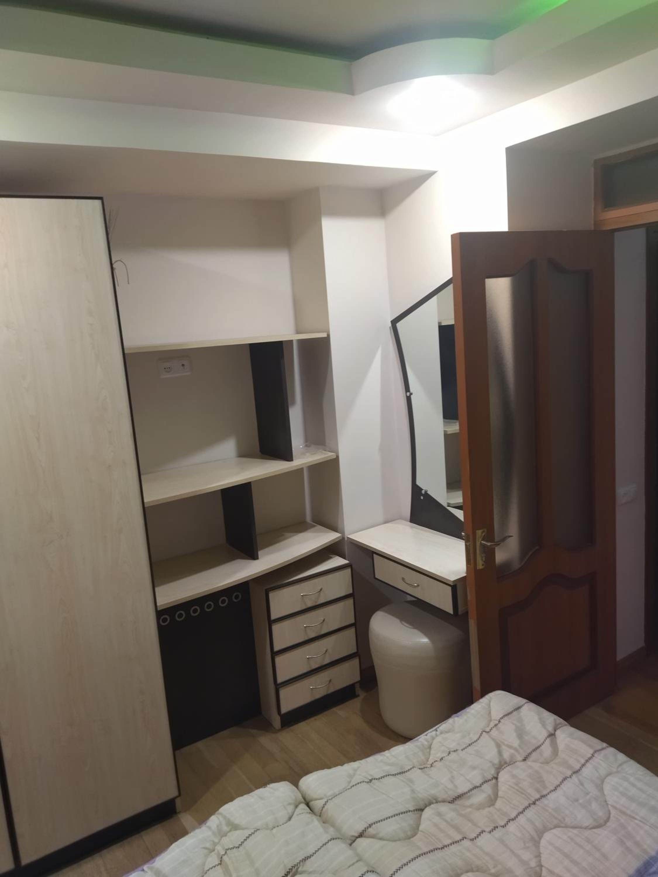 Abovyan 36 Apt & Tour
